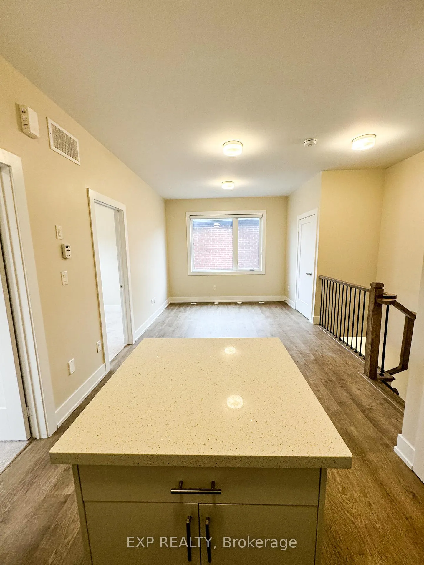 Photo 4 of Unit Coach, 7 Sam Priestley Avenue, Markham, Cornell — HOMEH