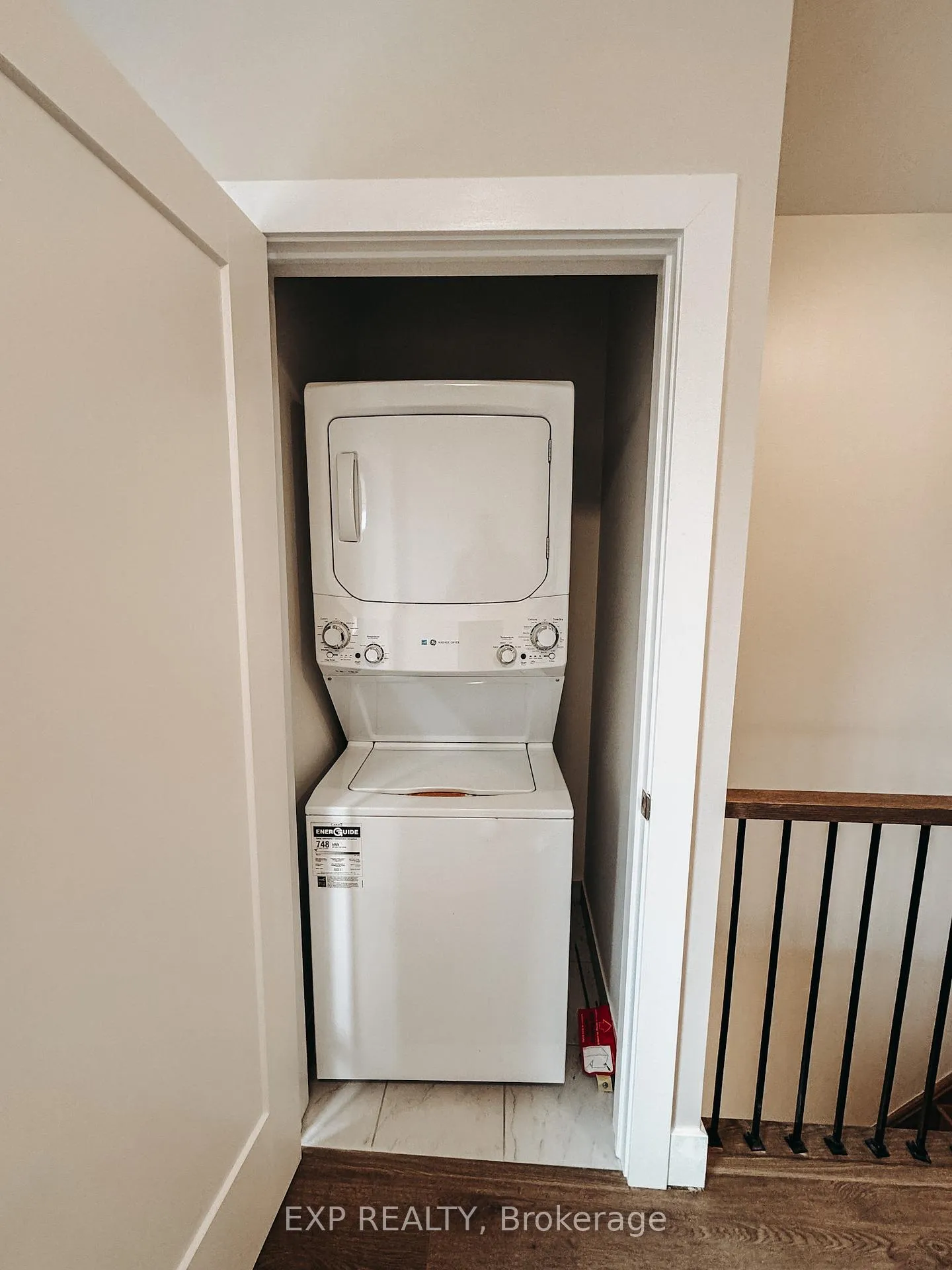 Photo 6 of Unit Coach, 7 Sam Priestley Avenue, Markham, Cornell — HOMEH