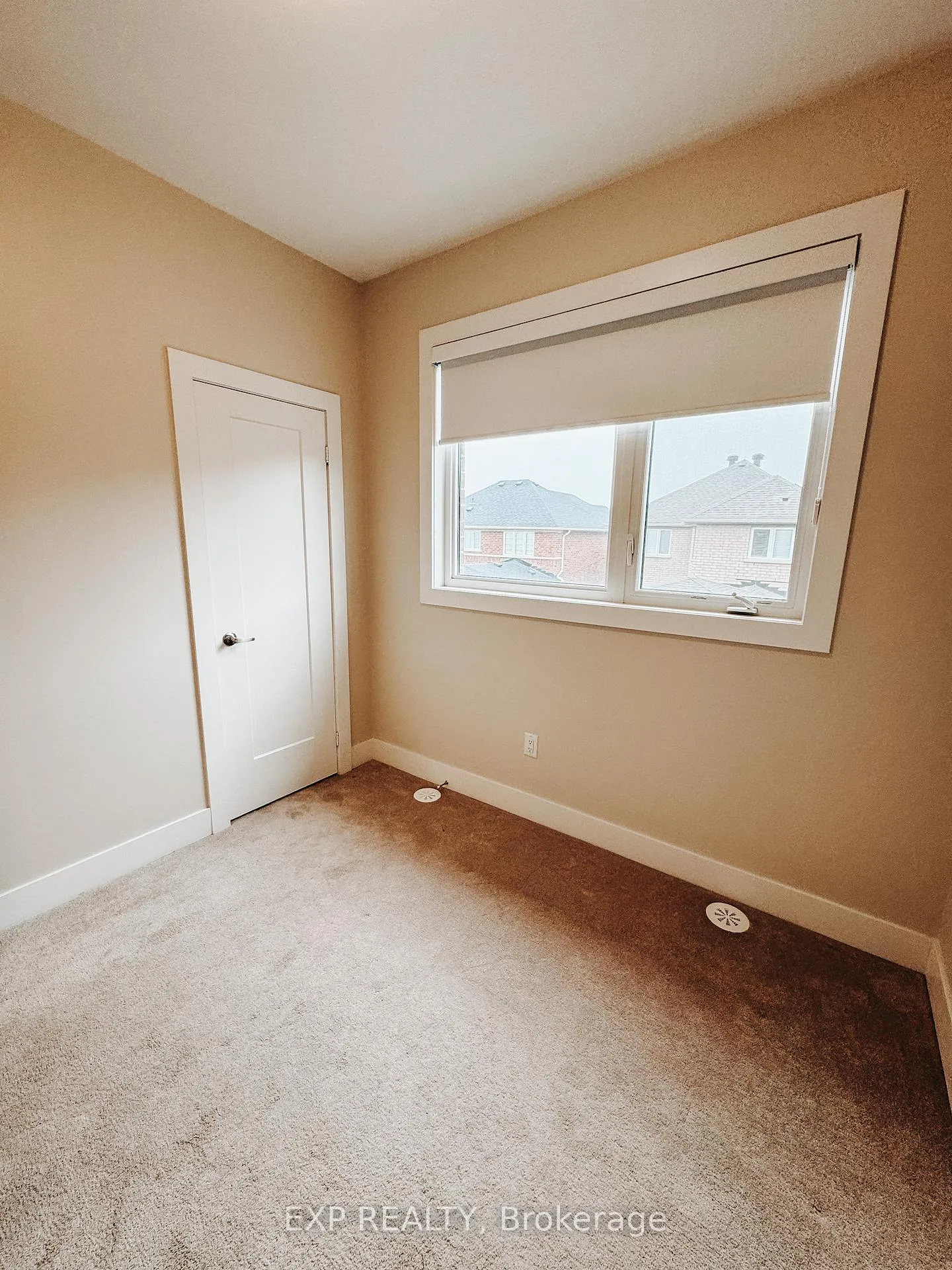 Photo 7 of Unit Coach, 7 Sam Priestley Avenue, Markham, Cornell — HOMEH