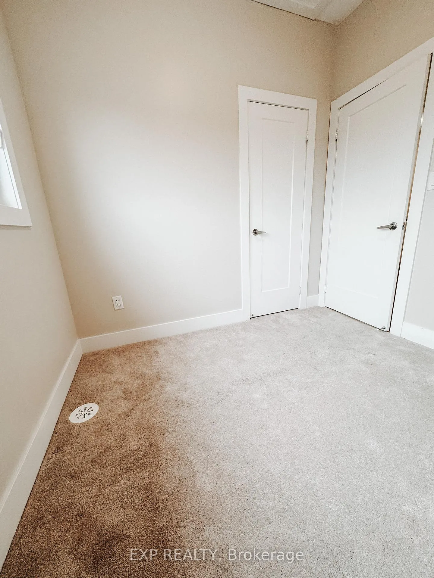 Photo 9 of Unit Coach, 7 Sam Priestley Avenue, Markham, Cornell — HOMEH