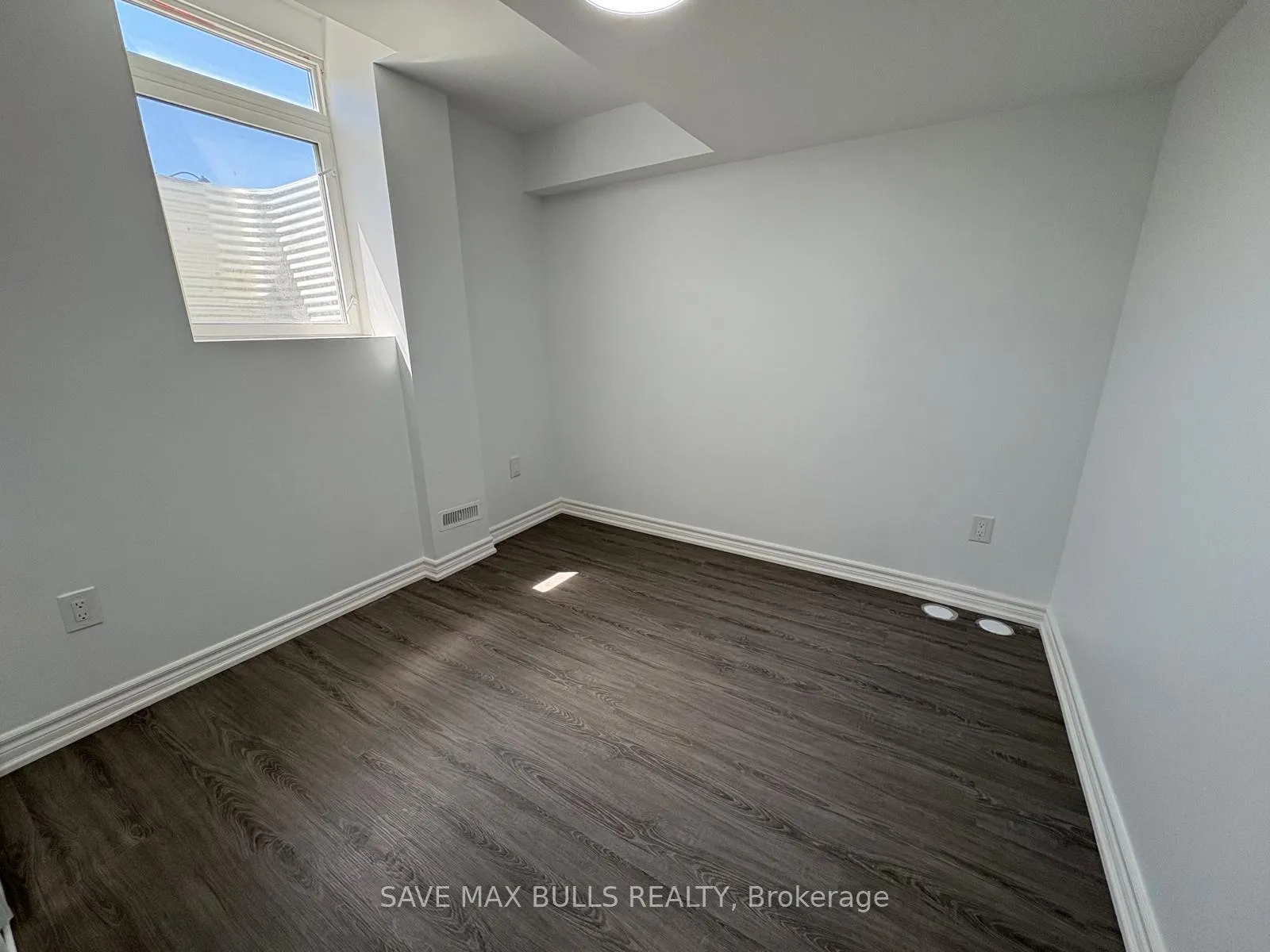 Photo 5 of Unit Basement, 1263 Amherst Gate, Oshawa, Kedron — HOMEH