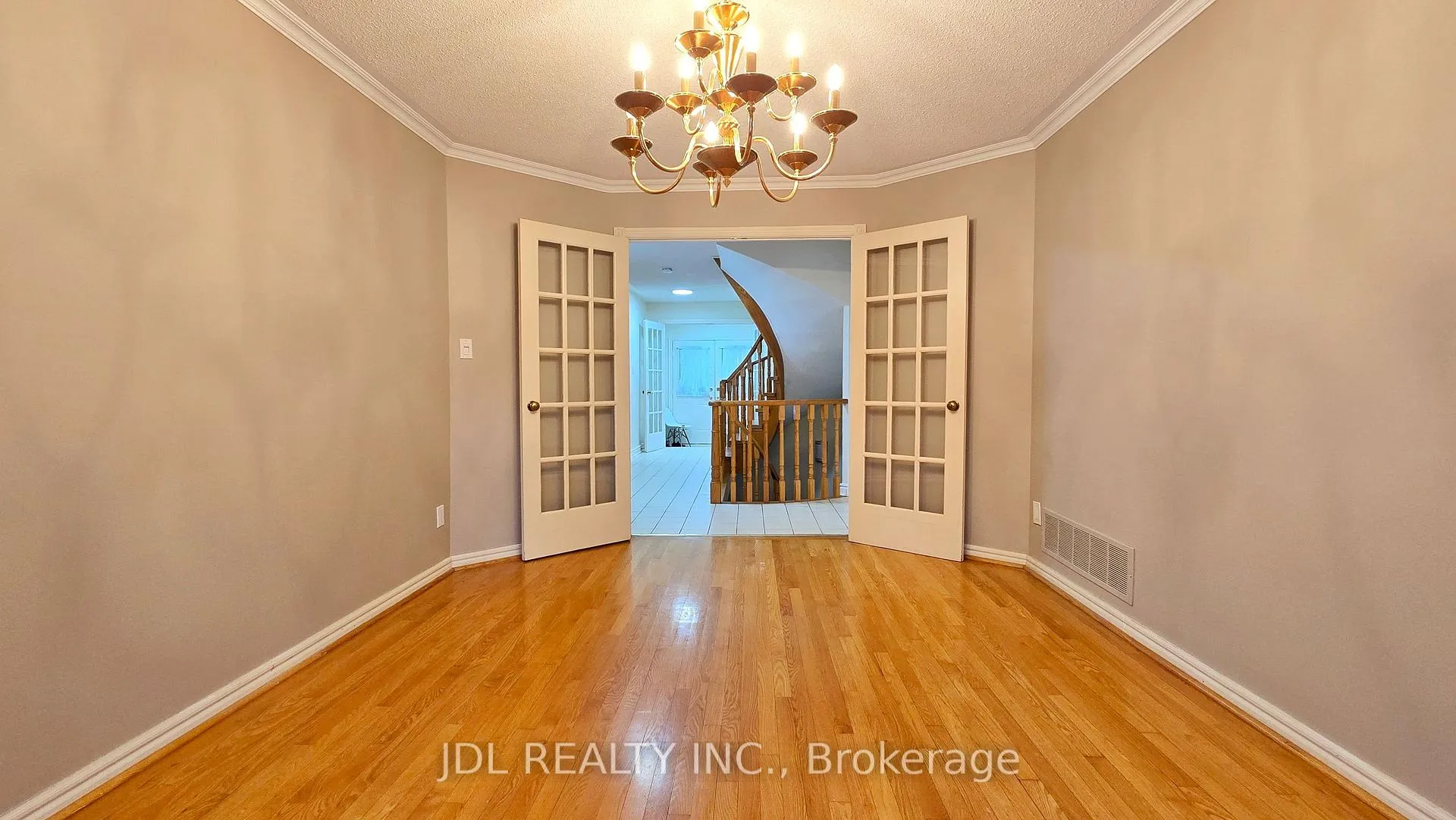 Photo 10 of 23 Barlow Road, Markham, Unionville — HOMEH