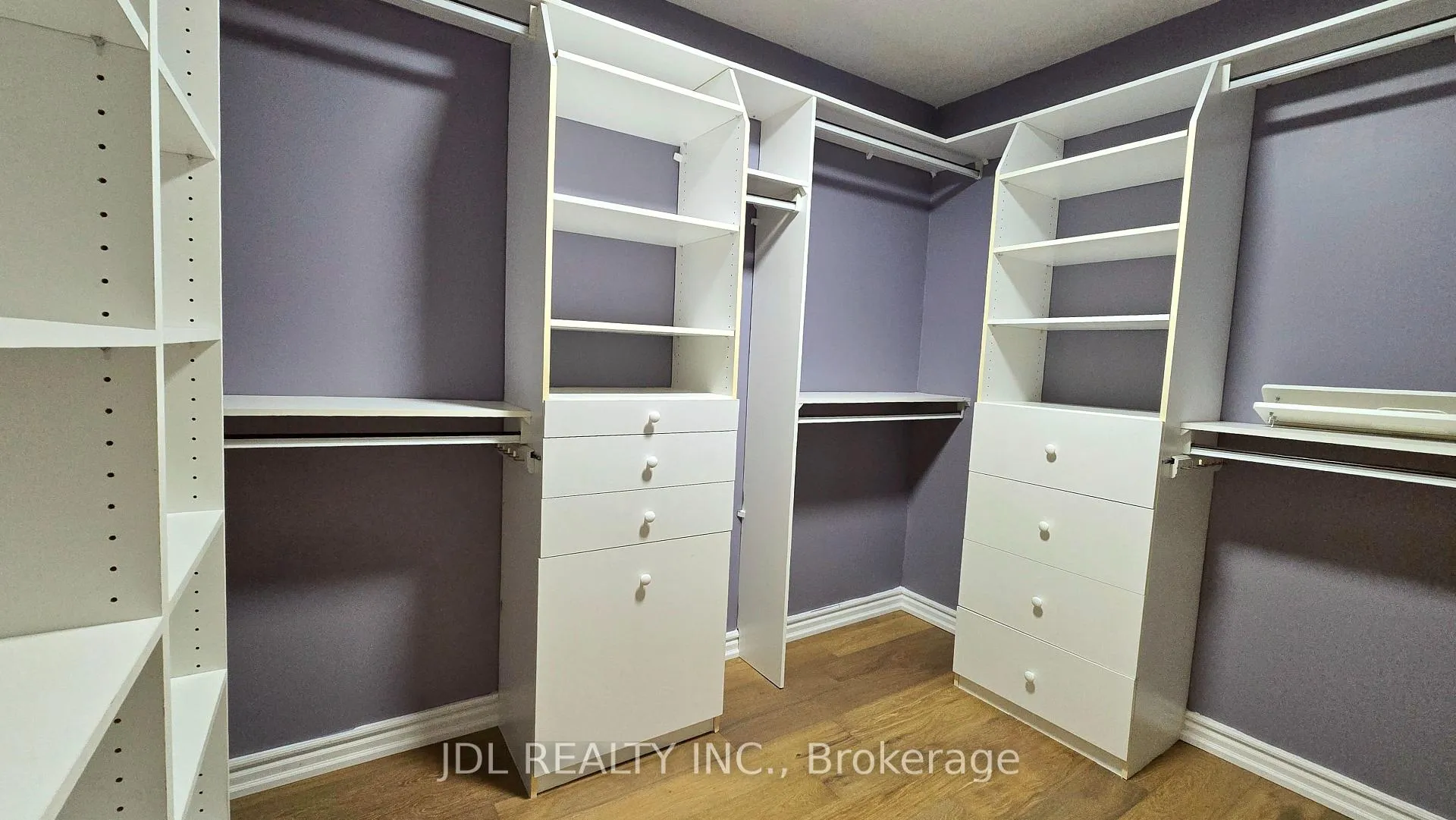 Photo 18 of 23 Barlow Road, Markham, Unionville — HOMEH