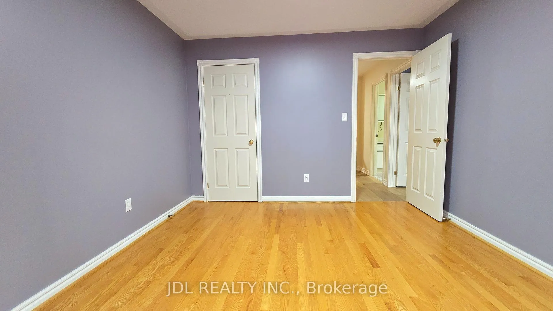 Photo 19 of 23 Barlow Road, Markham, Unionville — HOMEH