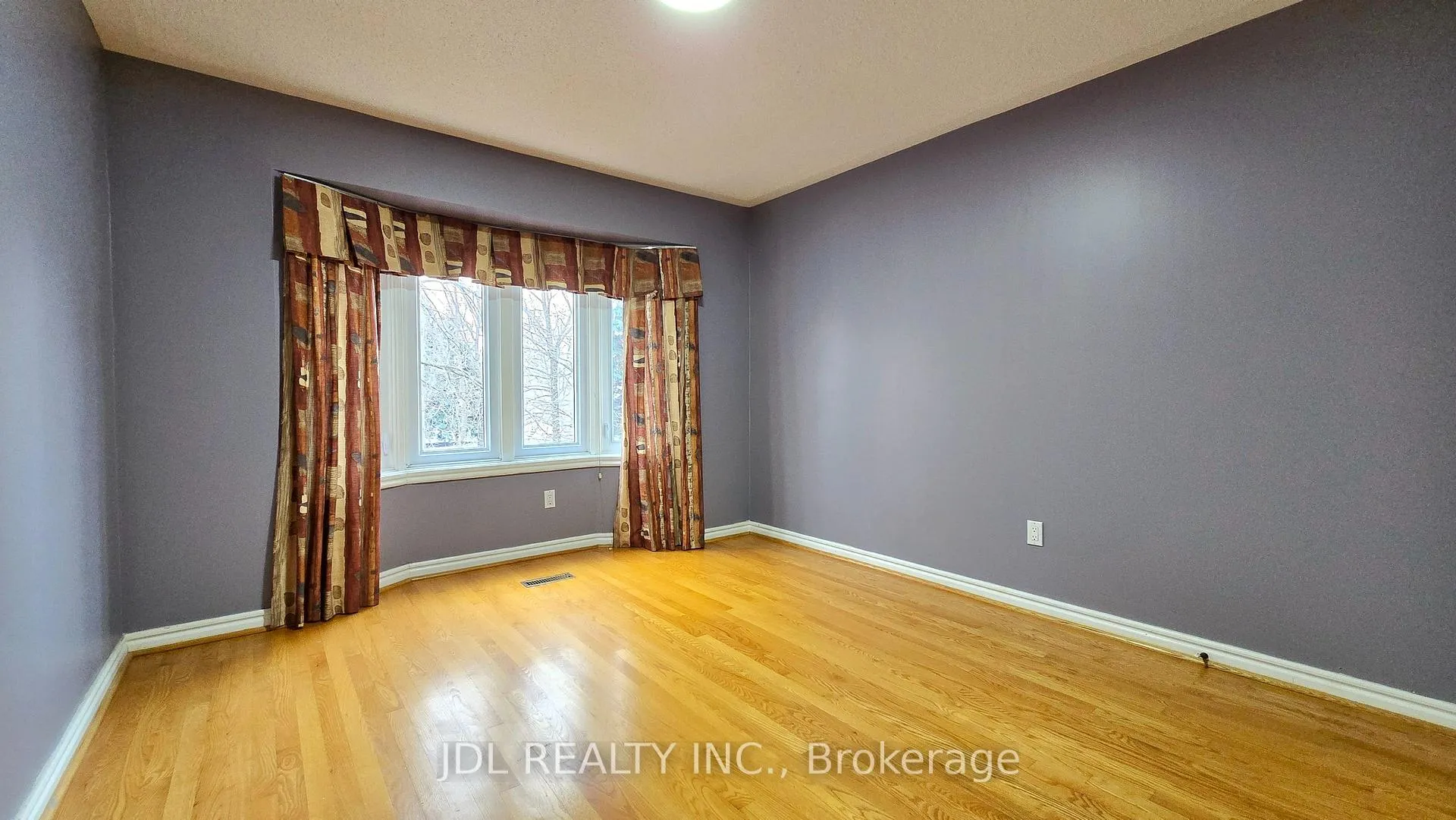 Photo 24 of 23 Barlow Road, Markham, Unionville — HOMEH