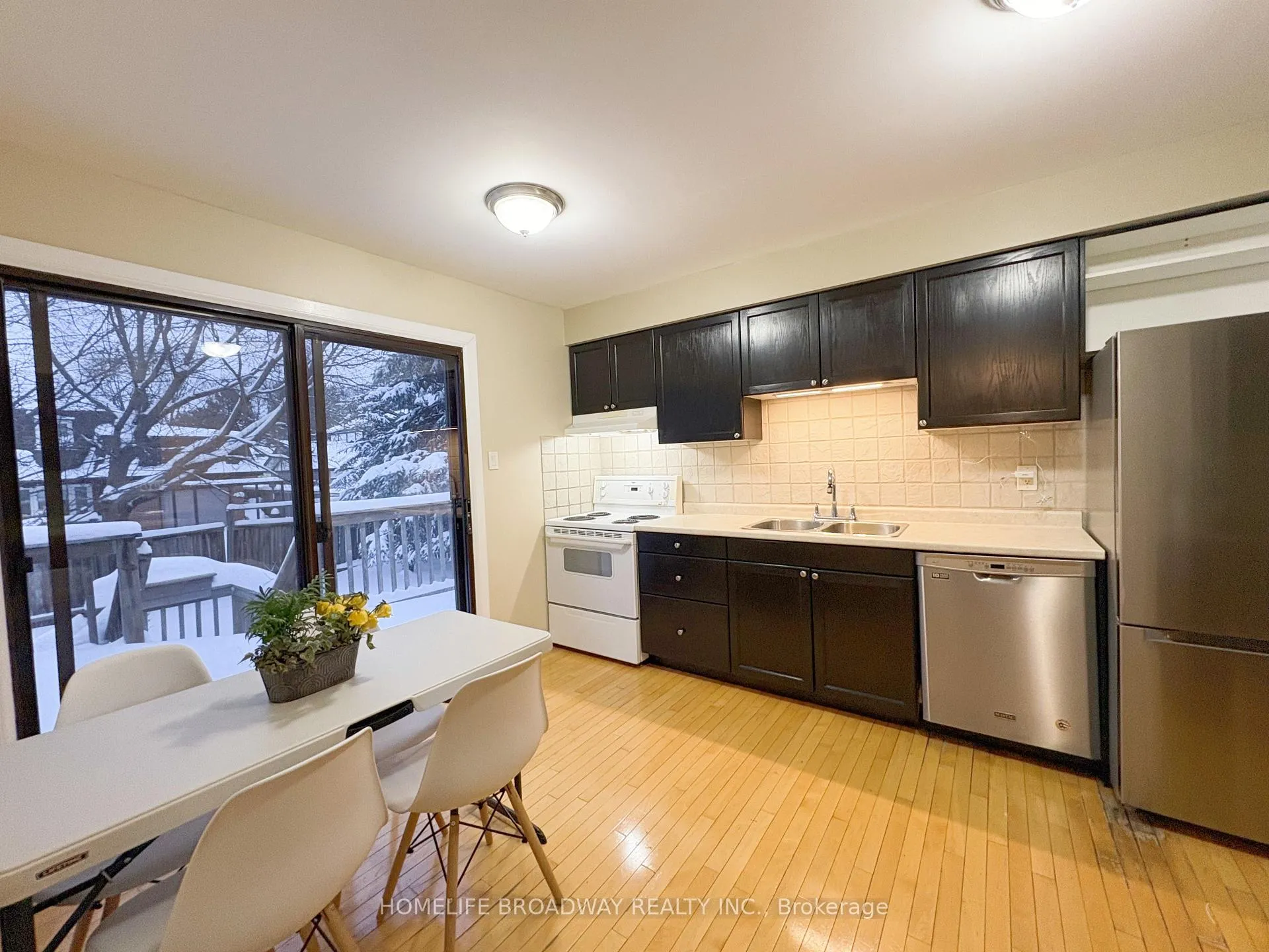 Photo 7 of 7 Barberry Court, Whitby, Lynde Creek — HOMEH