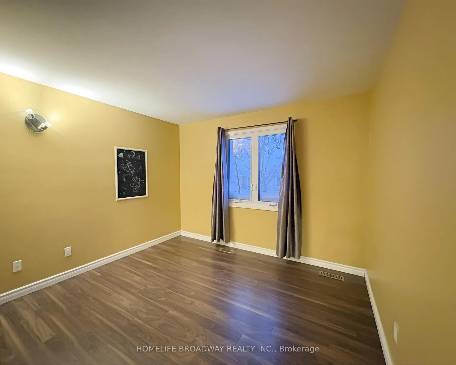 Photo 11 of 7 Barberry Court, Whitby, Lynde Creek — HOMEH