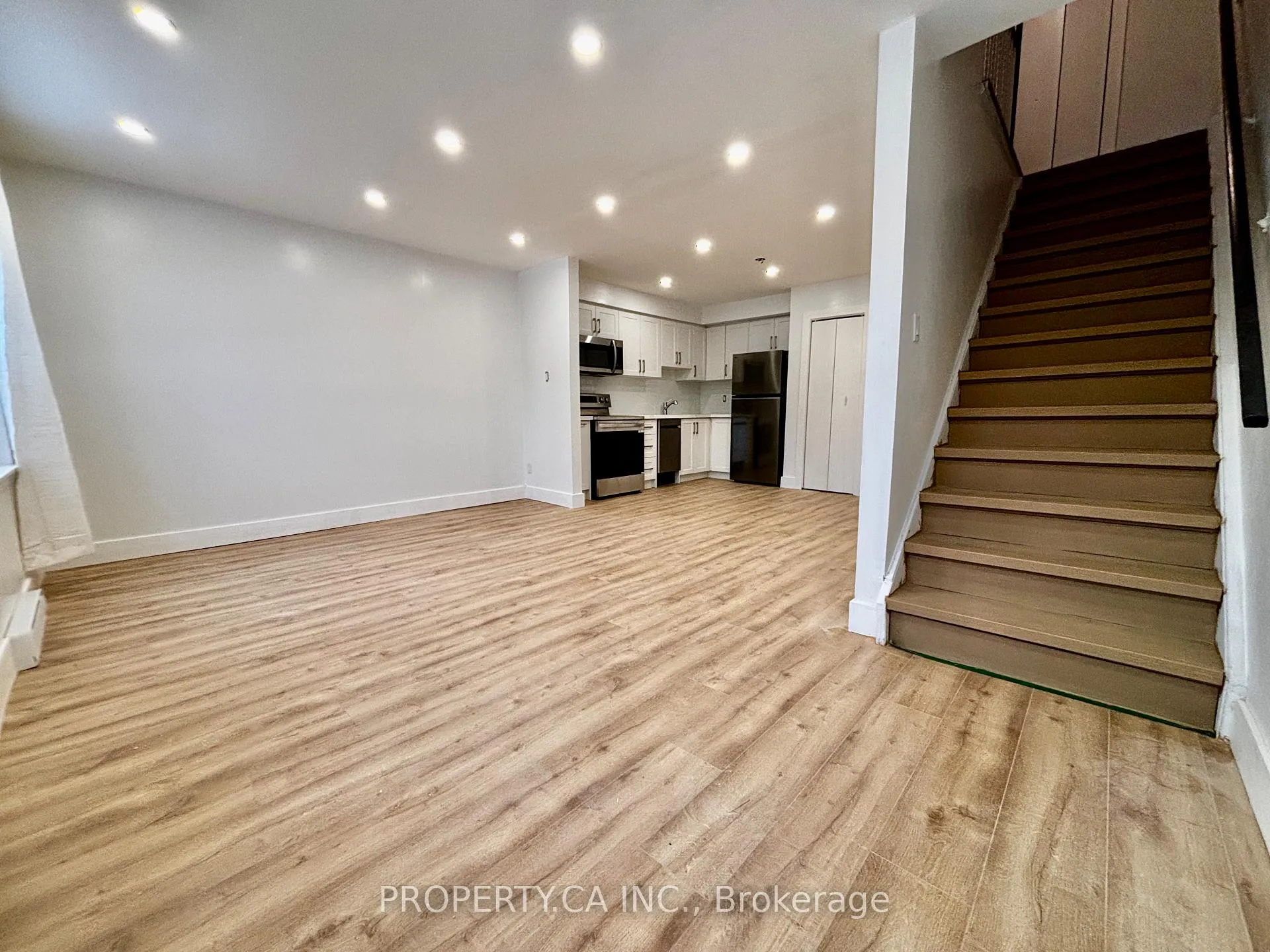 Front of Unit Upper, 1491 Eglinton Avenue W