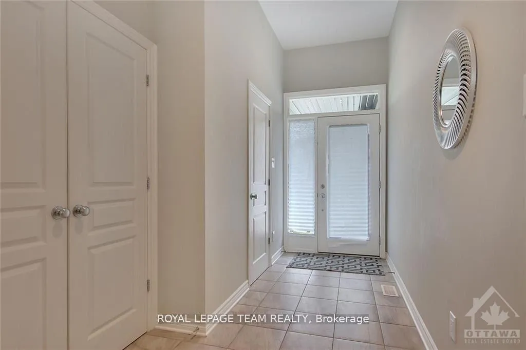 Photo 4 of 198 Mattingly Way, Ottawa, Riverside South/Gloucester Glen — HOMEH