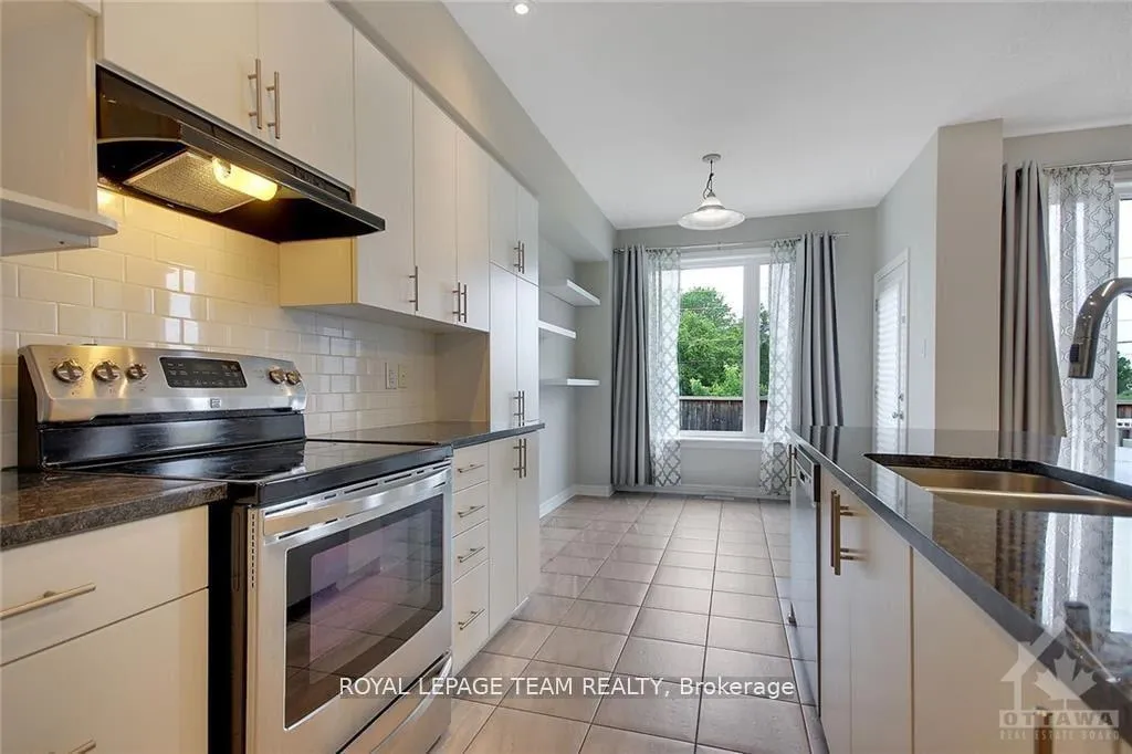 Photo 15 of 198 Mattingly Way, Ottawa, Riverside South/Gloucester Glen — HOMEH