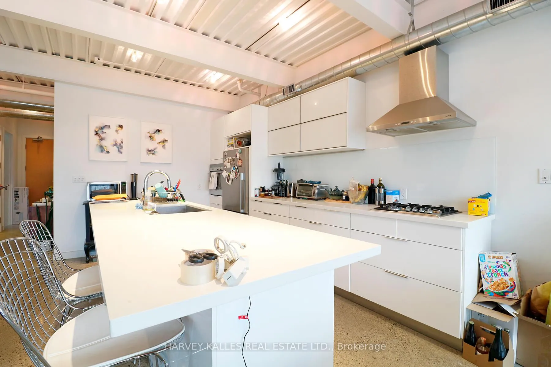 Photo 6 of Unit PH 3B, 214 Bathurst Street, Toronto, Trinity-Bellwoods — HOMEH