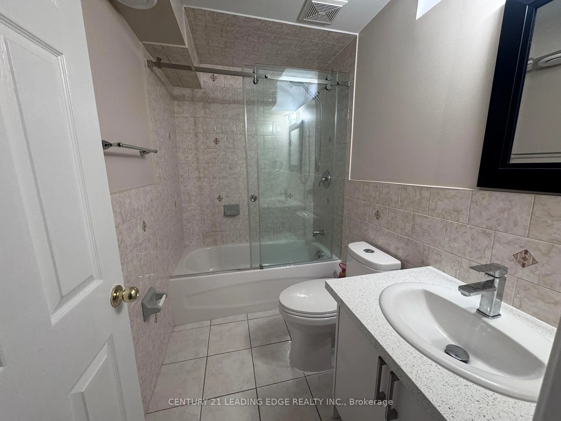 Photo 7 of Unit BSMT A, 304 Elson Street, Markham, Cedarwood — HOMEH