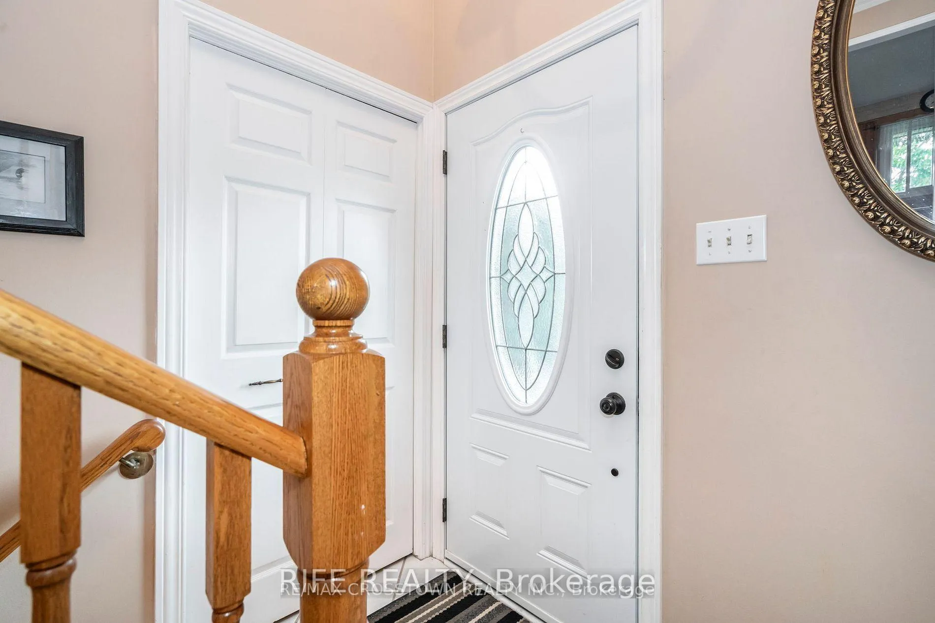 Photo 3 of 27 Janice Drive, Barrie, Sunnidale — HOMEH