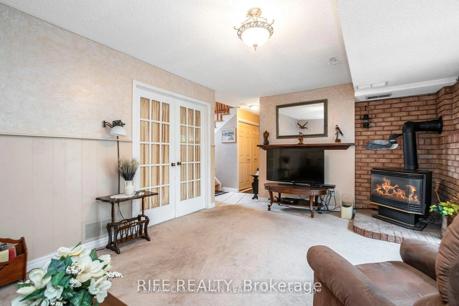 Photo 17 of 27 Janice Drive, Barrie, Sunnidale — HOMEH
