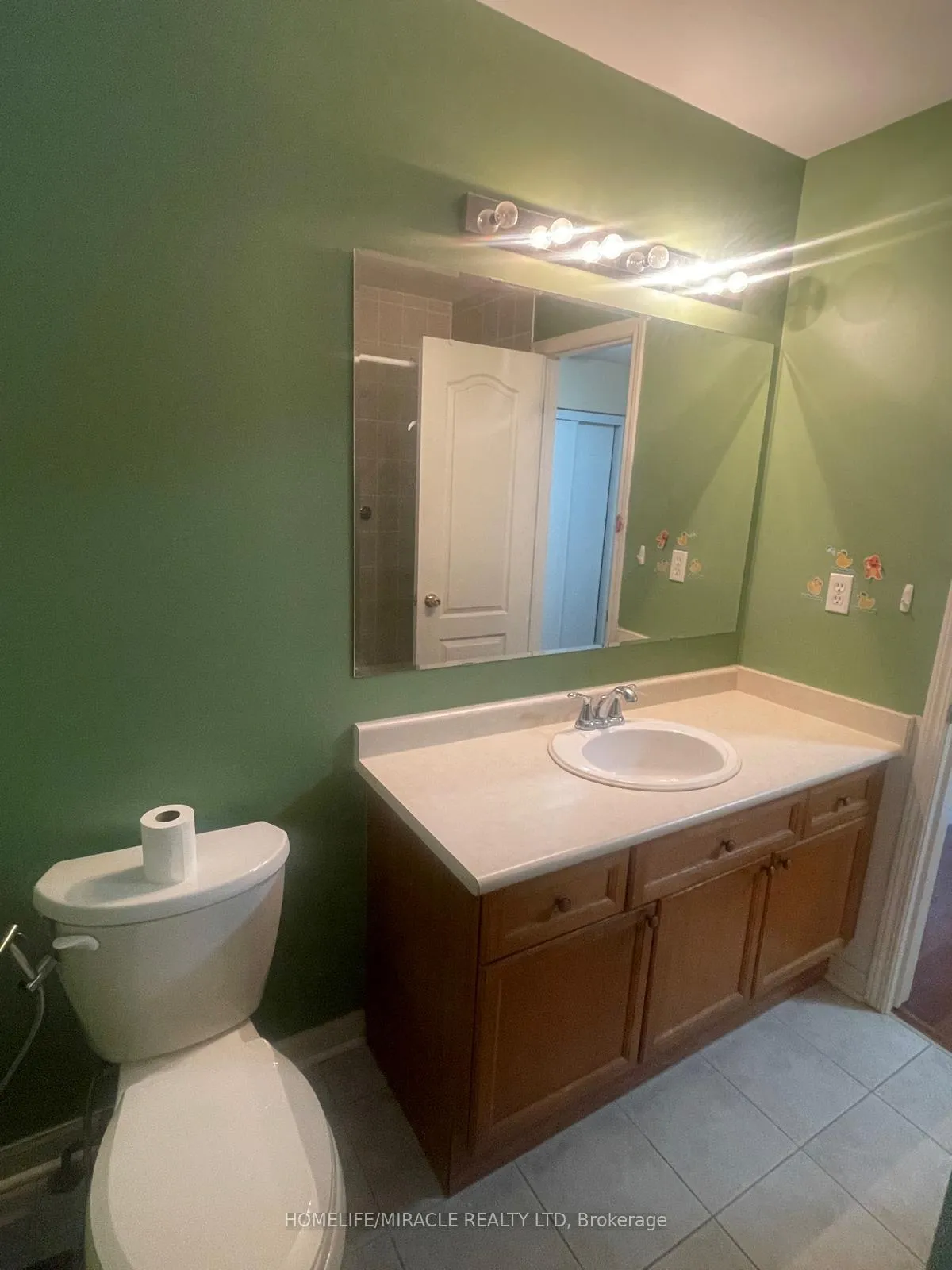 Photo 26 of 1527 Evans Terrace, Milton, Clarke — HOMEH