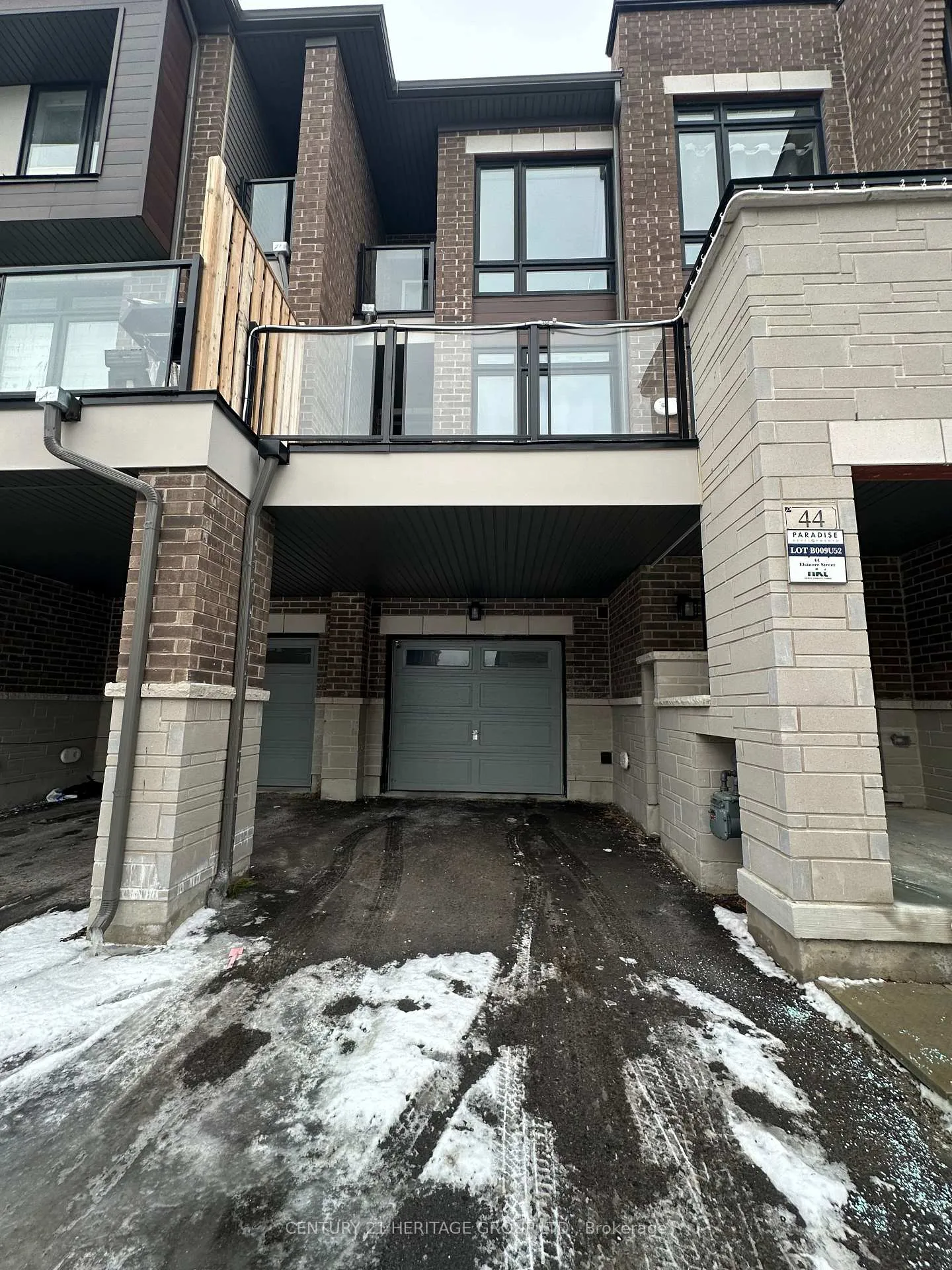 Photo 1 of 44 Elsinore Street, Vaughan, Kleinburg — HOMEH