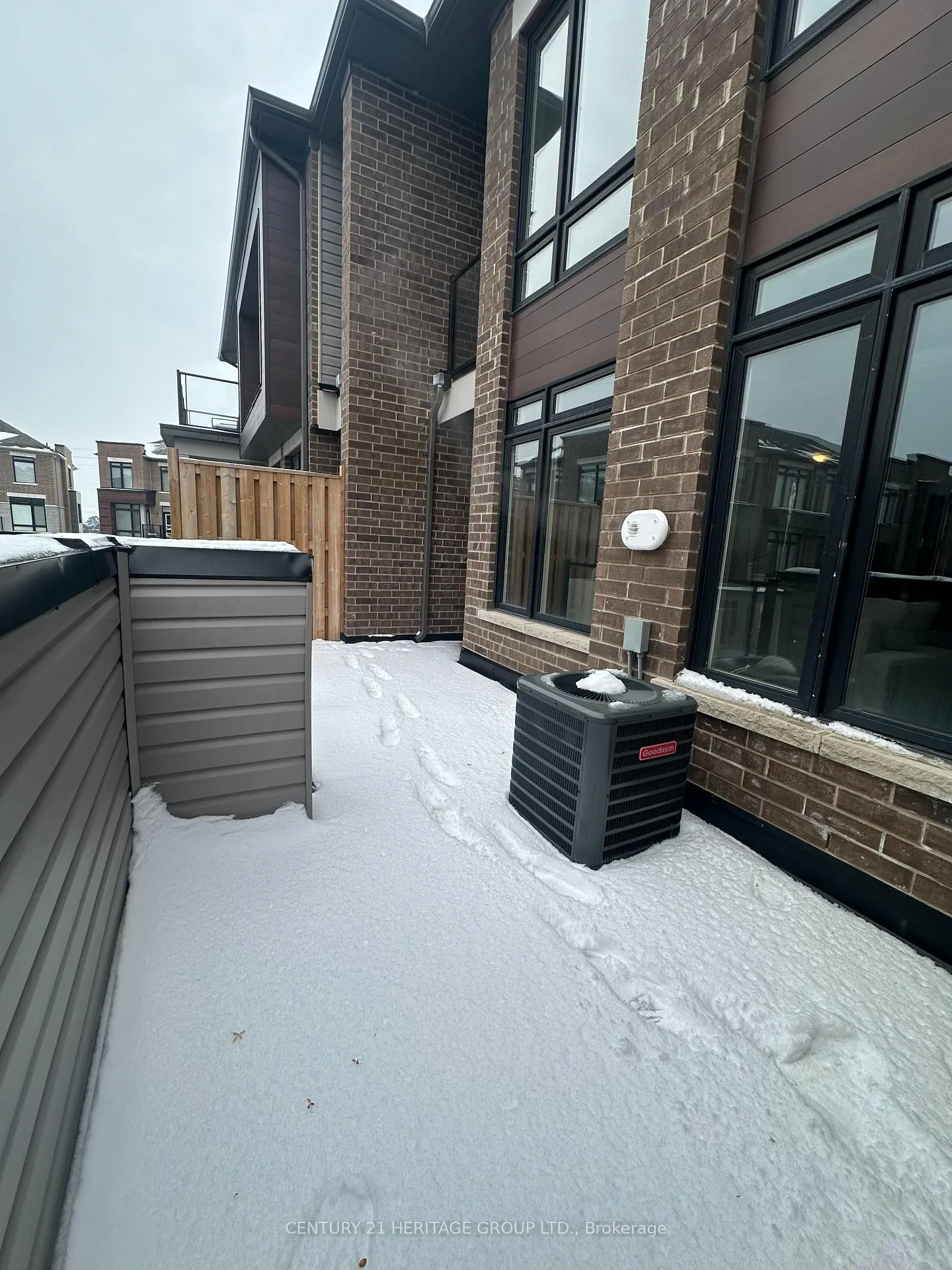 Photo 17 of 44 Elsinore Street, Vaughan, Kleinburg — HOMEH