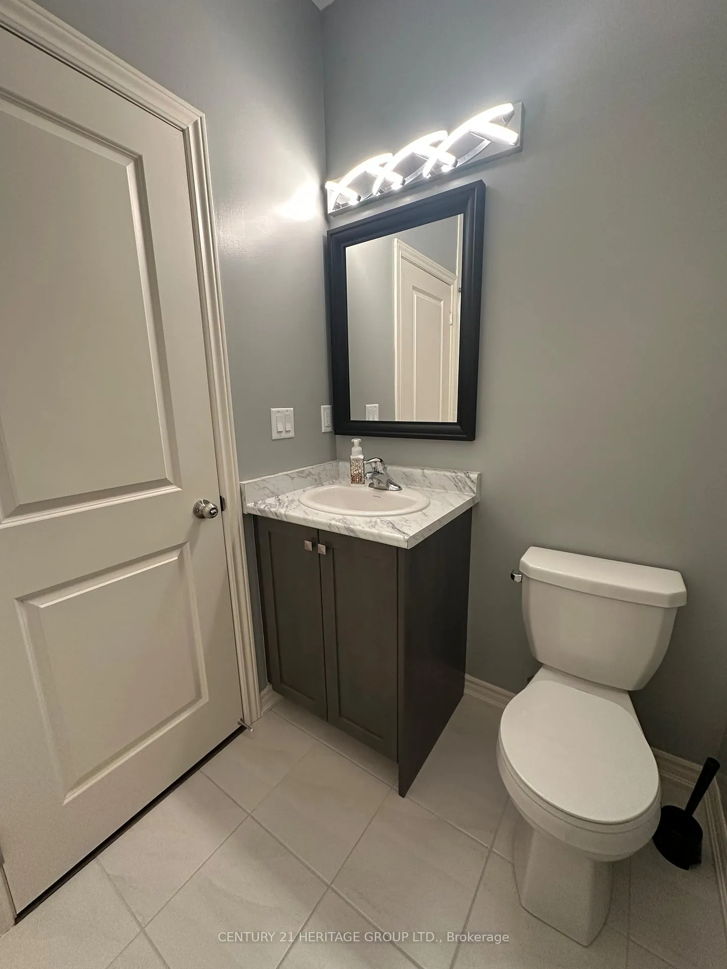 Photo 23 of 44 Elsinore Street, Vaughan, Kleinburg — HOMEH