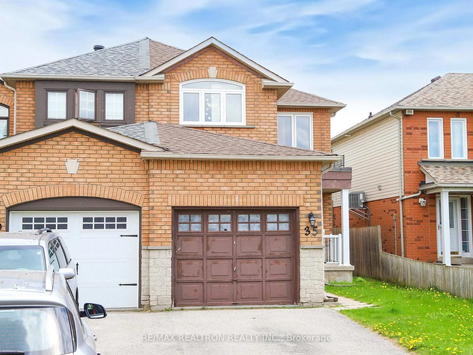 Photo 3 of 35 Basswood Drive, Barrie, Holly — HOMEH