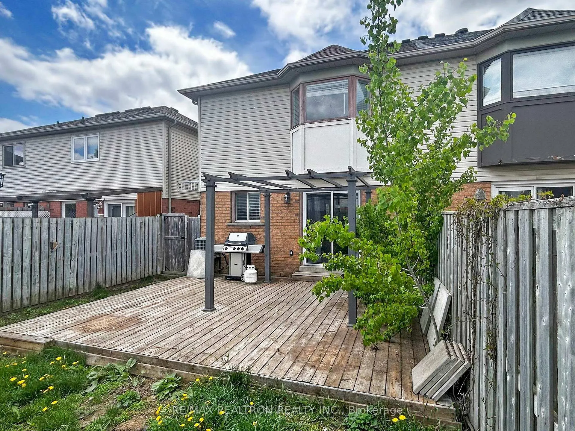 Photo 31 of 35 Basswood Drive, Barrie, Holly — HOMEH