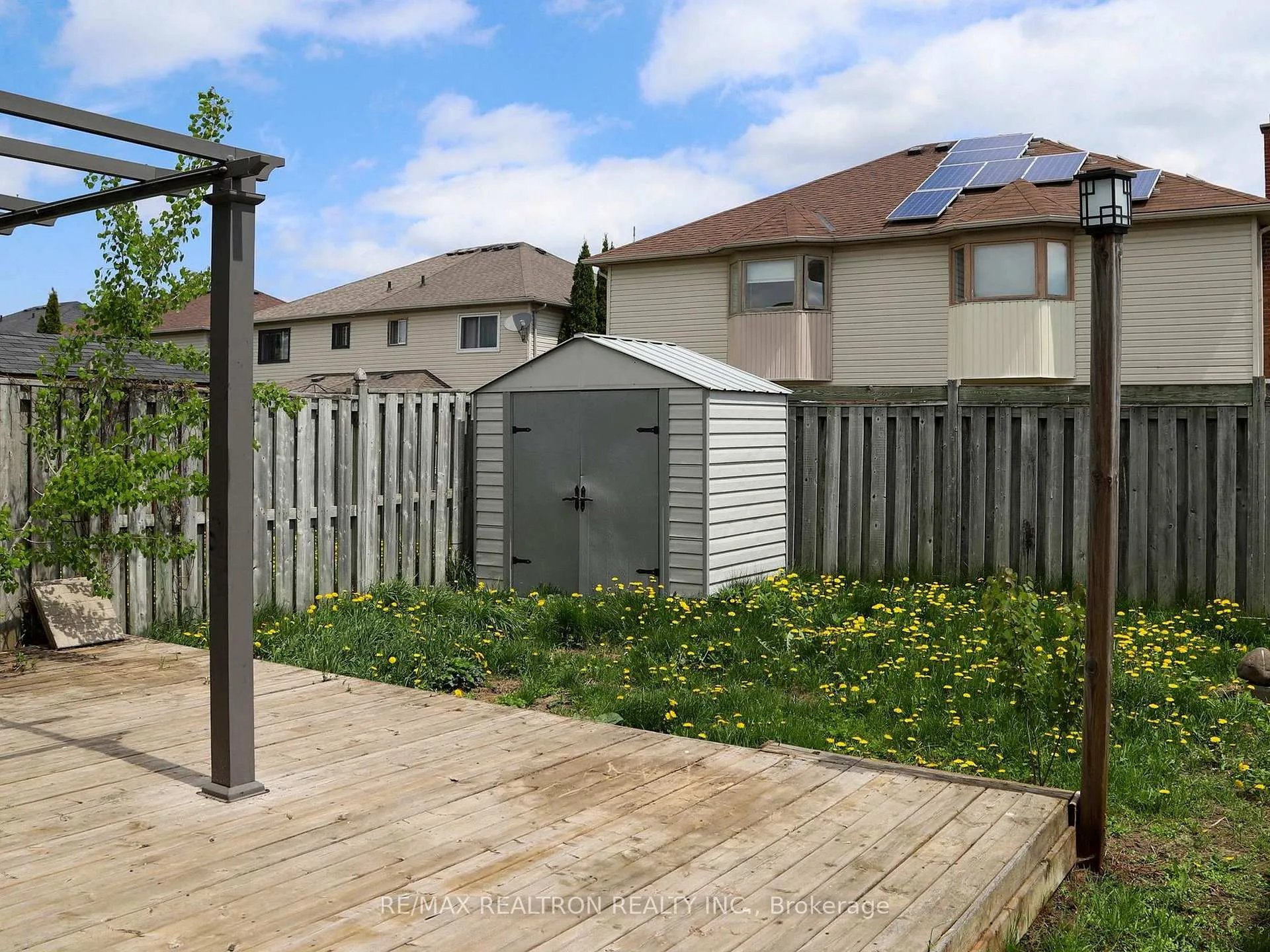 Photo 34 of 35 Basswood Drive, Barrie, Holly — HOMEH