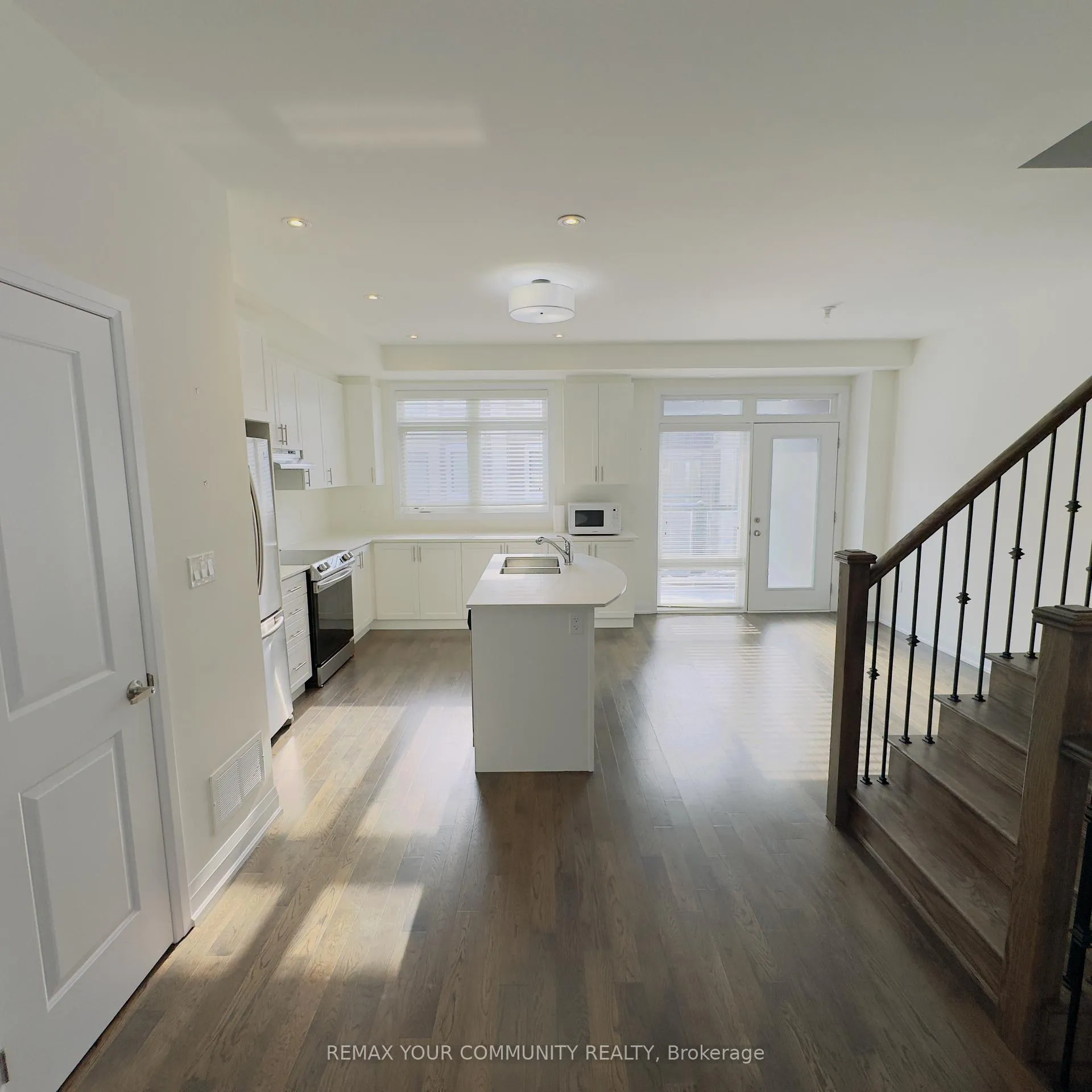Photo 10 of 137 Moneypenny Place, Vaughan, Beverley Glen — HOMEH