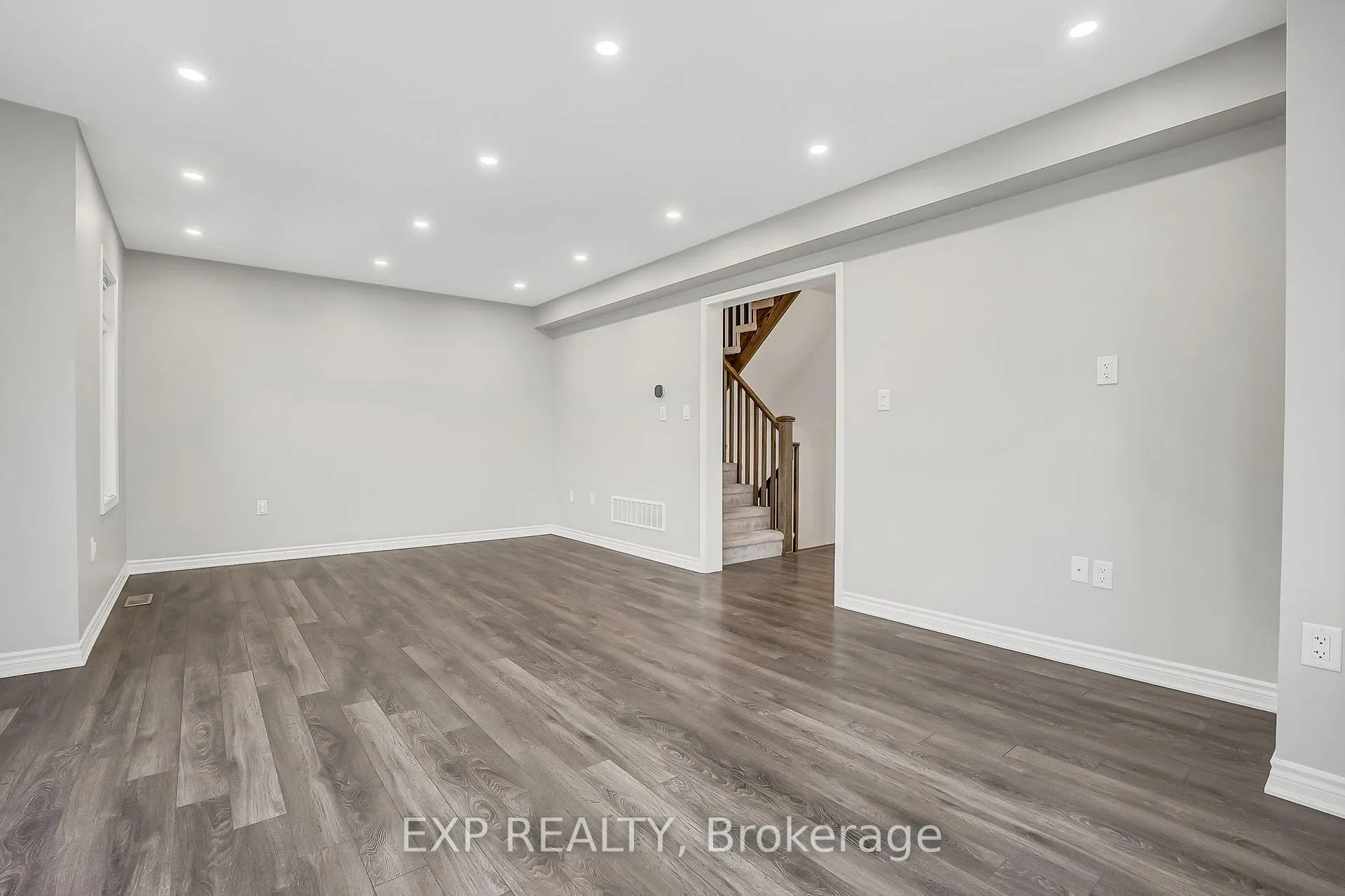 Photo 12 of 2743 Sapphire Drive, Pickering, Rural Pickering — HOMEH