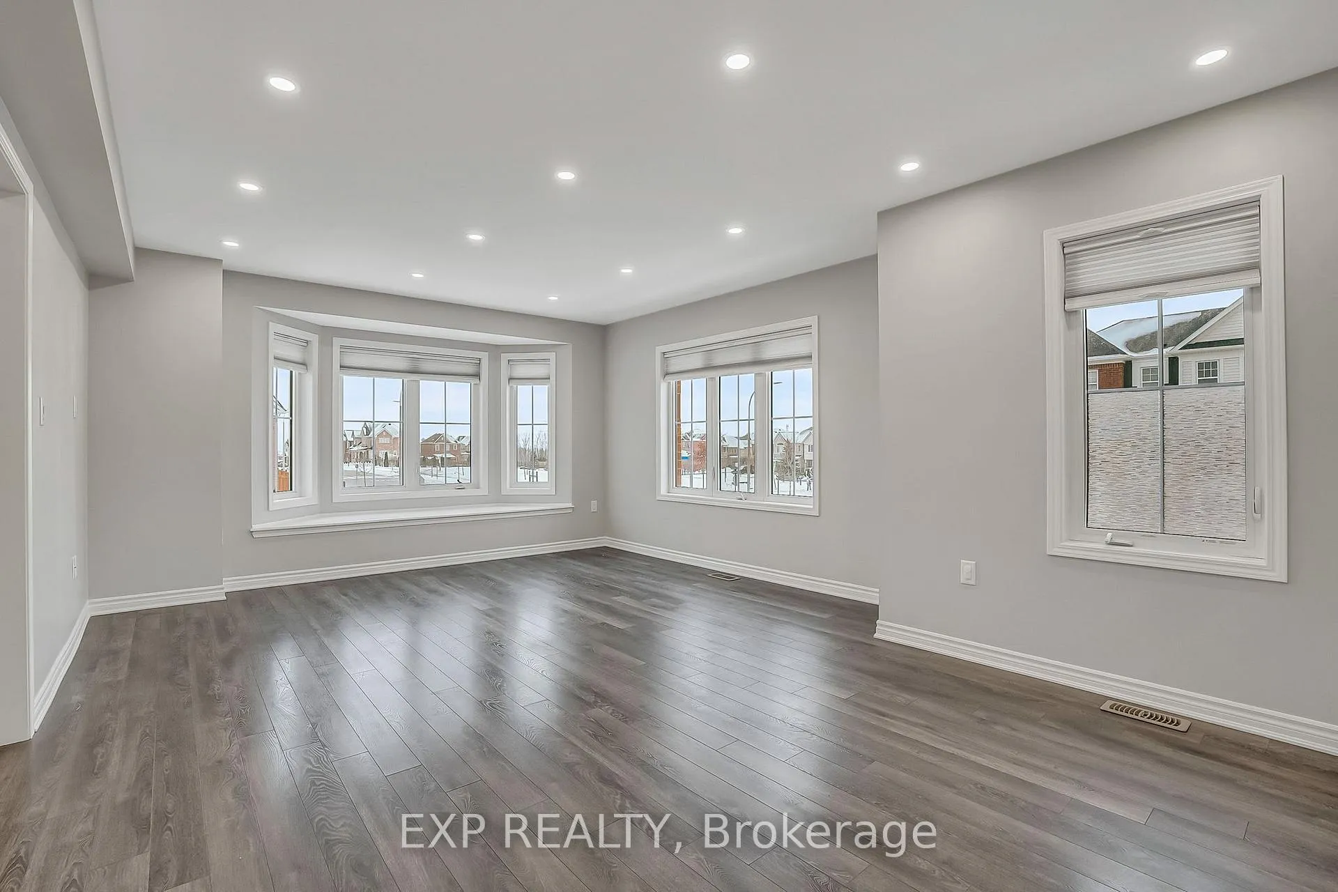 Photo 13 of 2743 Sapphire Drive, Pickering, Rural Pickering — HOMEH