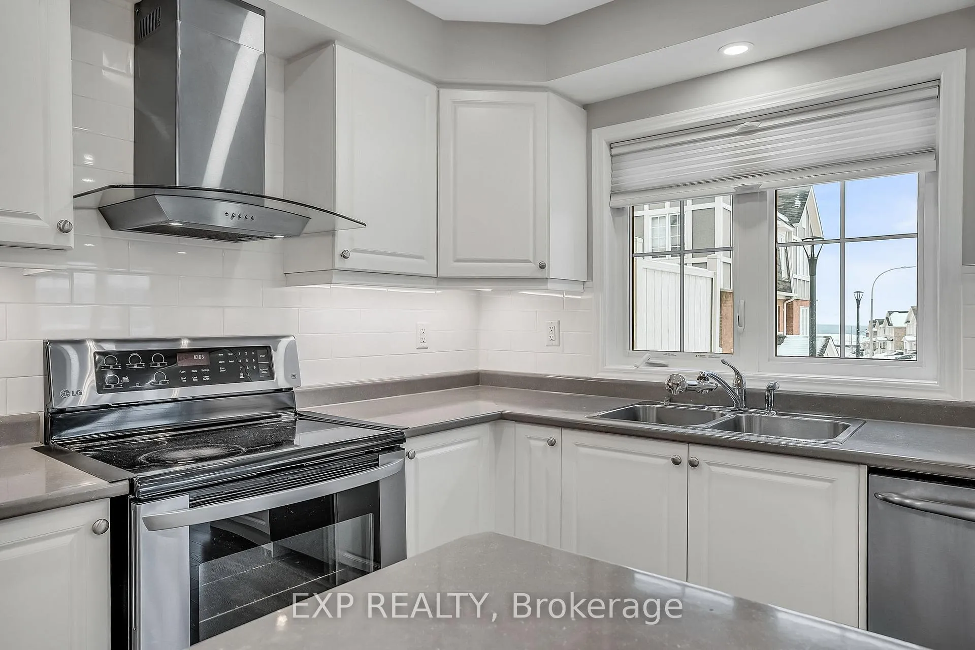 Photo 19 of 2743 Sapphire Drive, Pickering, Rural Pickering — HOMEH