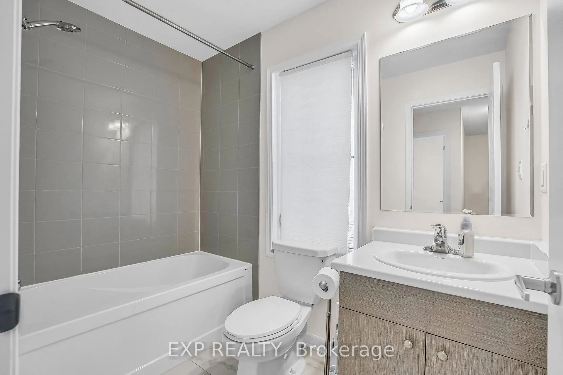 Photo 41 of 2743 Sapphire Drive, Pickering, Rural Pickering — HOMEH
