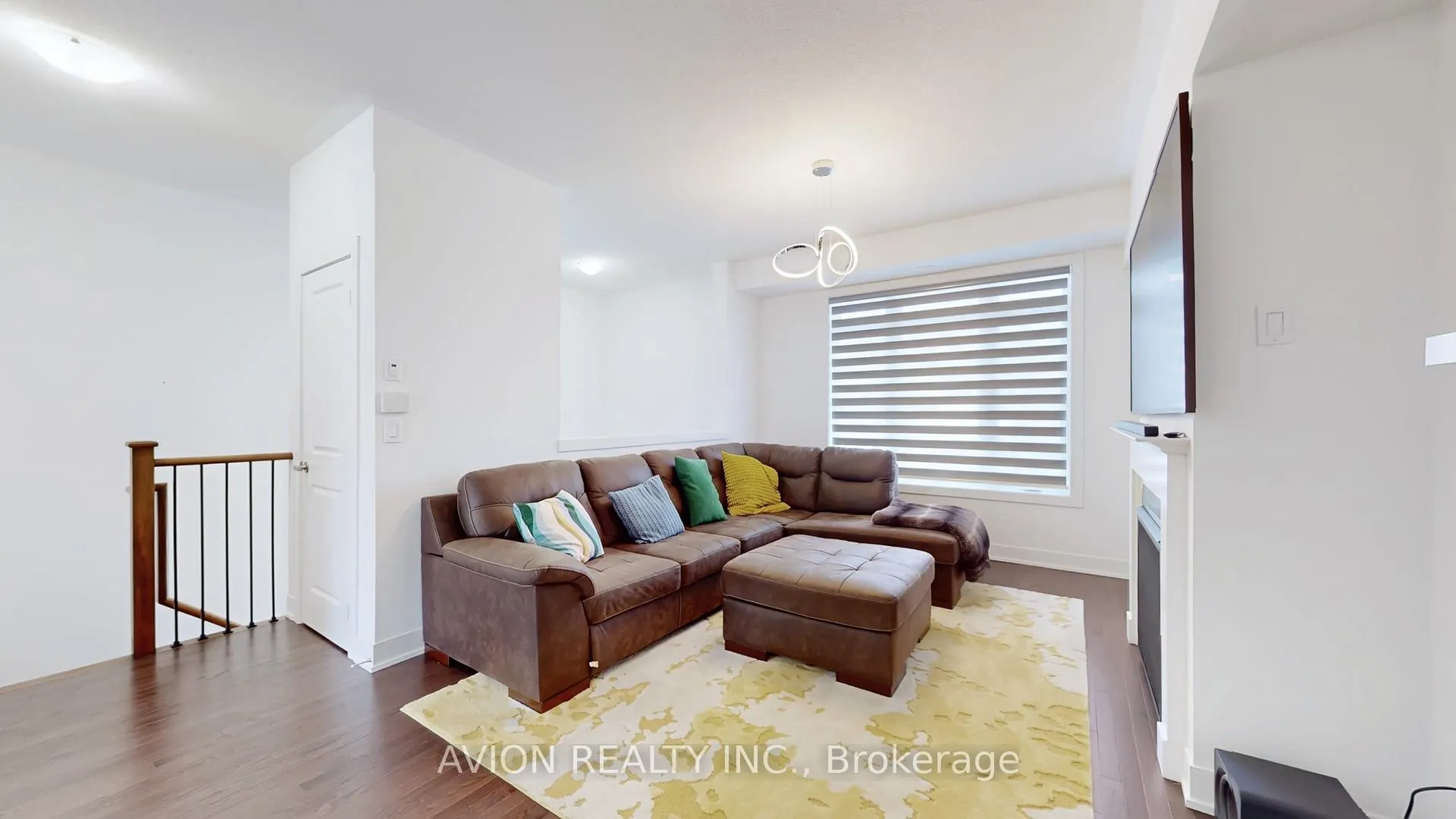 Photo 3 of Unit Upper, 7 Elkington Crescent, Whitby, Rural Whitby — HOMEH