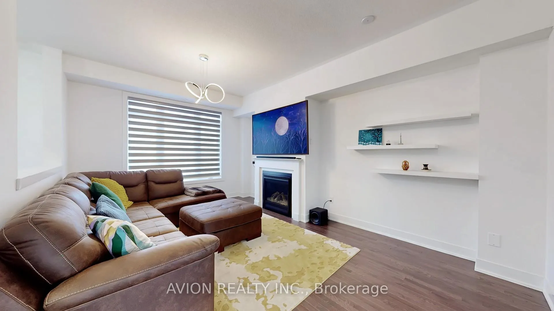 Photo 5 of Unit Upper, 7 Elkington Crescent, Whitby, Rural Whitby — HOMEH