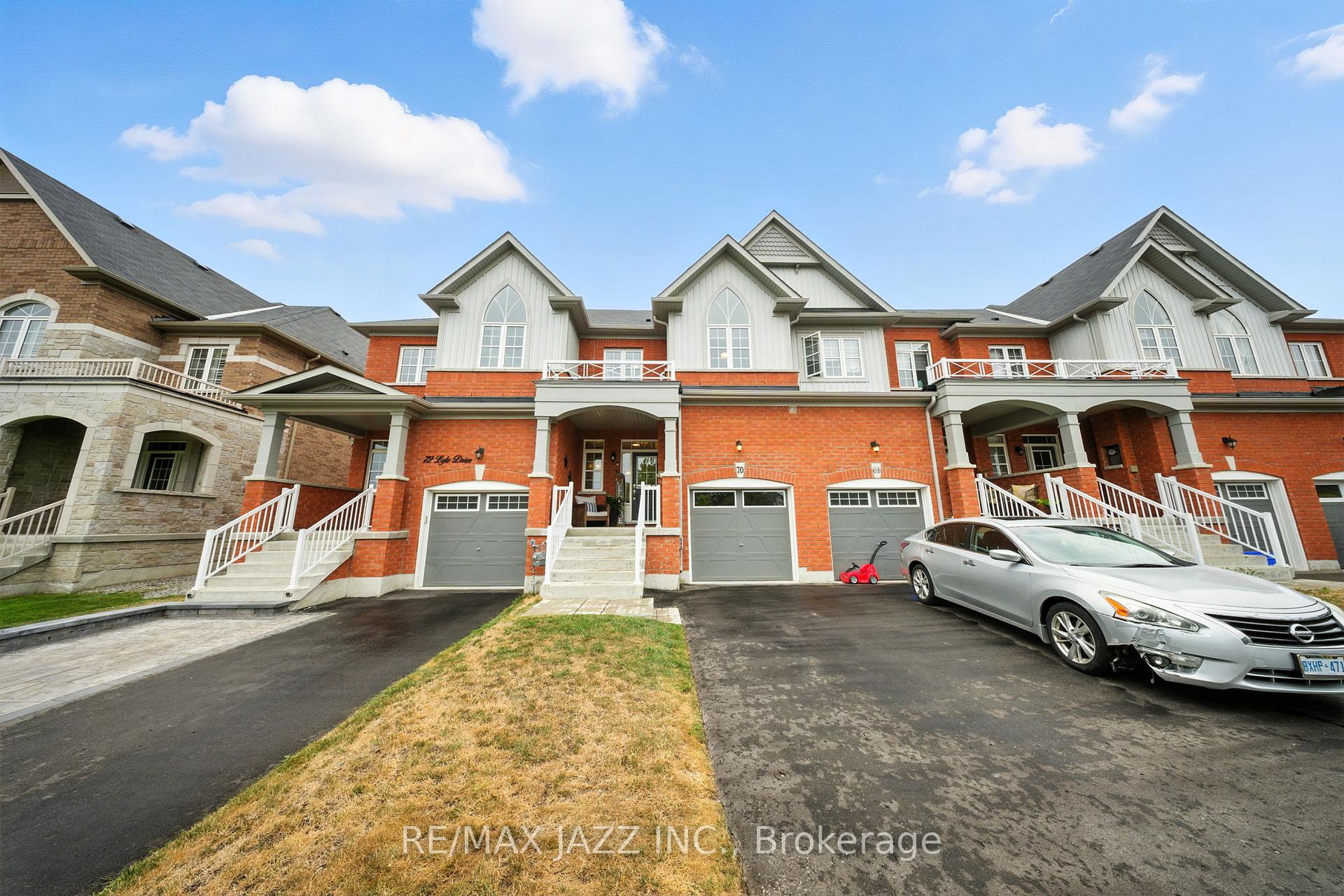 Photo 2 of 70 Lyle Drive, Clarington, Bowmanville — HOMEH