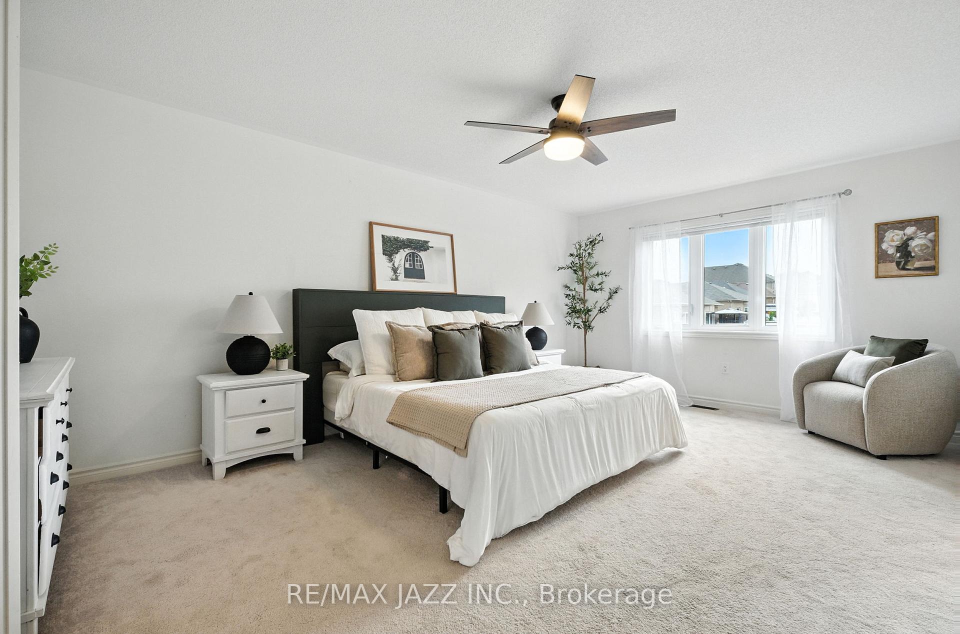 Photo 22 of 70 Lyle Drive, Clarington, Bowmanville — HOMEH