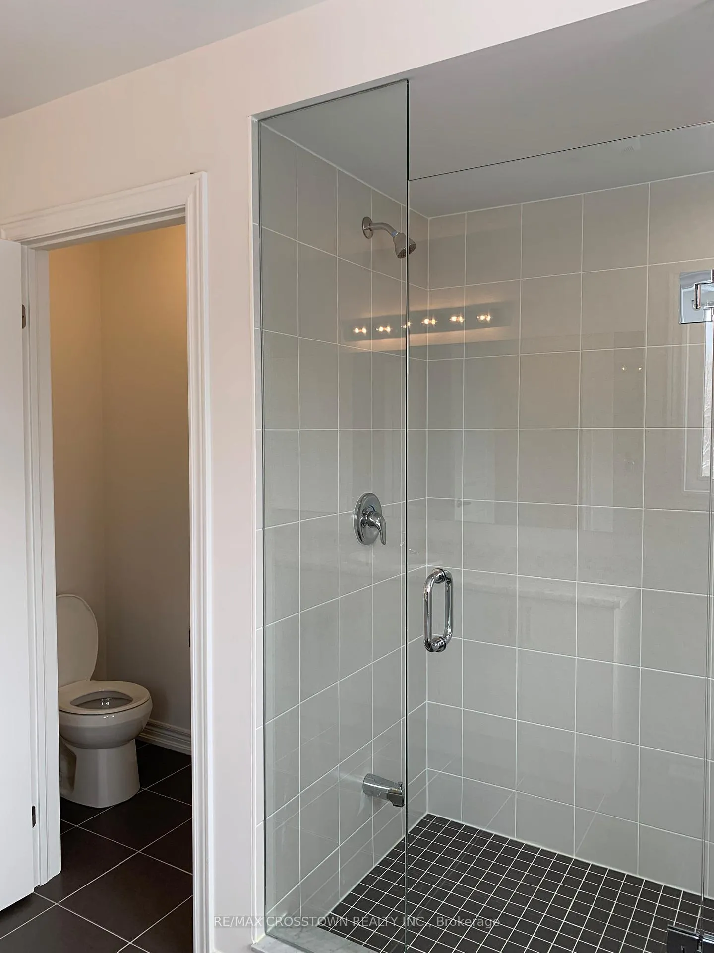 Photo 16 of 50 Baycroft Boulevard, Essa, Angus — HOMEH