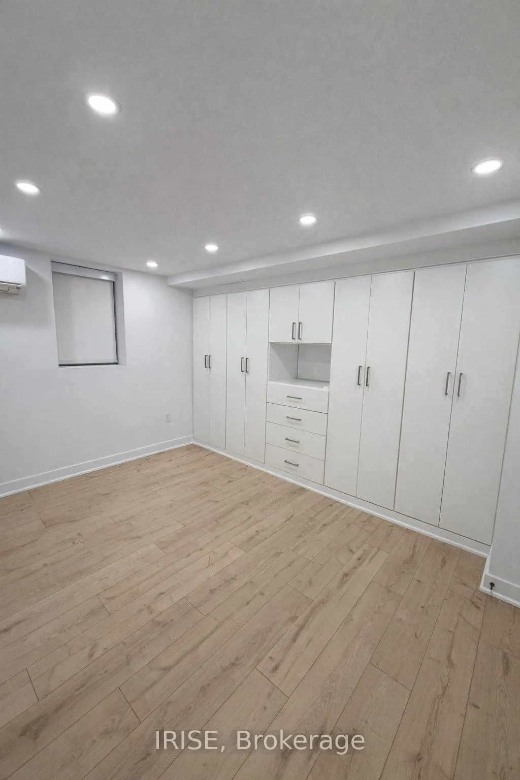 Photo 13 of Unit A, 2 Selwood Avenue, Toronto, The Beaches — HOMEH
