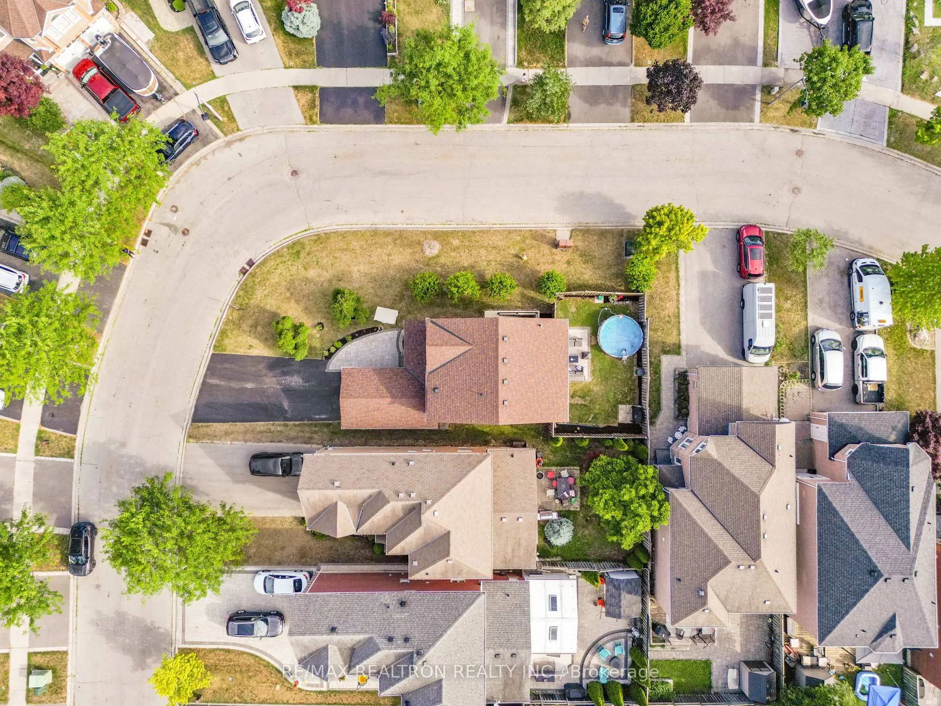 Photo 4 of 1520 Sandhurst Crescent, Pickering, Highbush — HOMEH