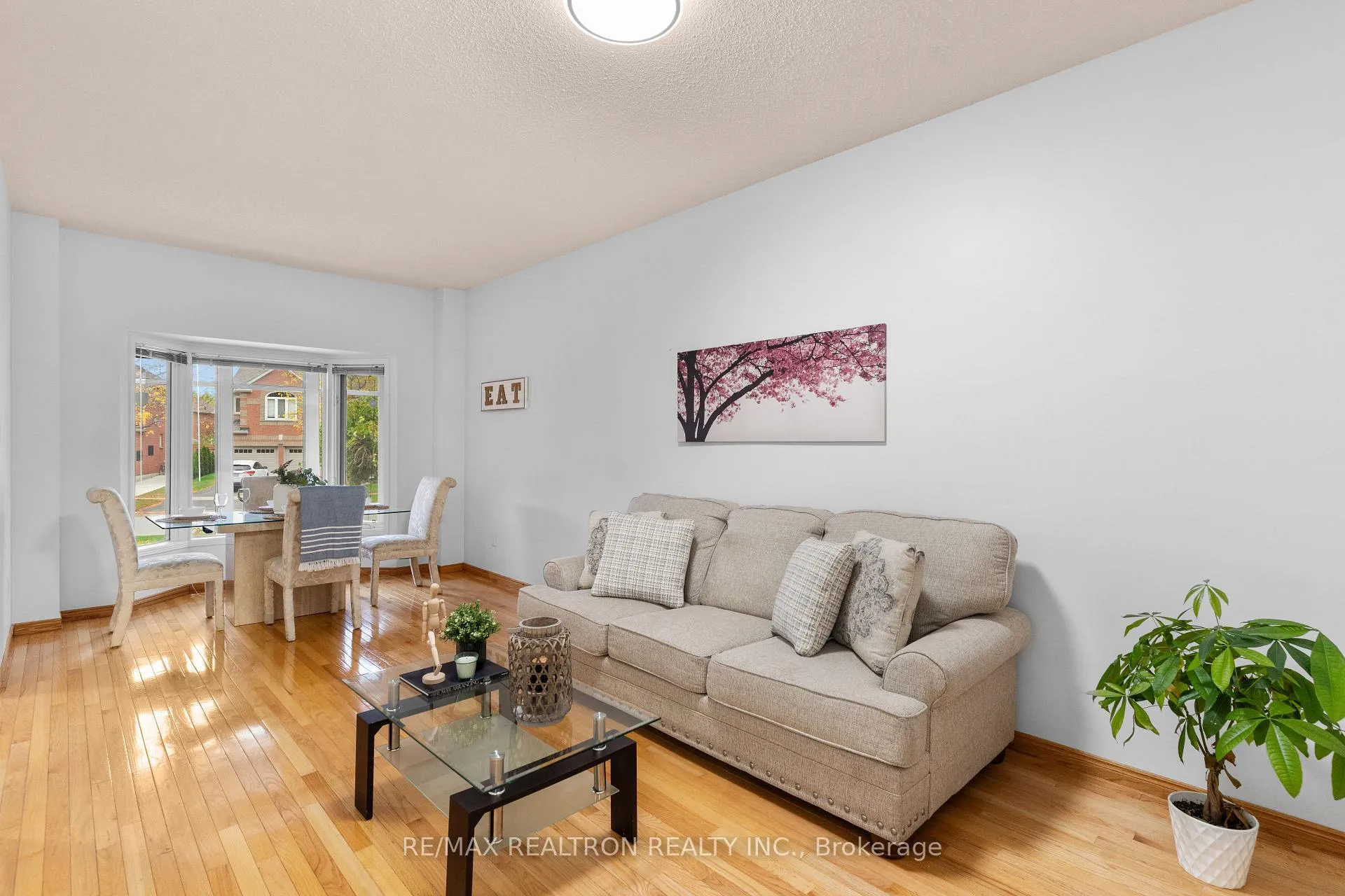 Photo 8 of 1520 Sandhurst Crescent, Pickering, Highbush — HOMEH