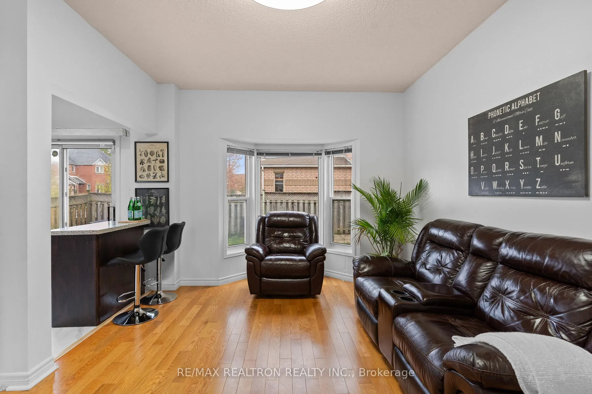 Photo 11 of 1520 Sandhurst Crescent, Pickering, Highbush — HOMEH