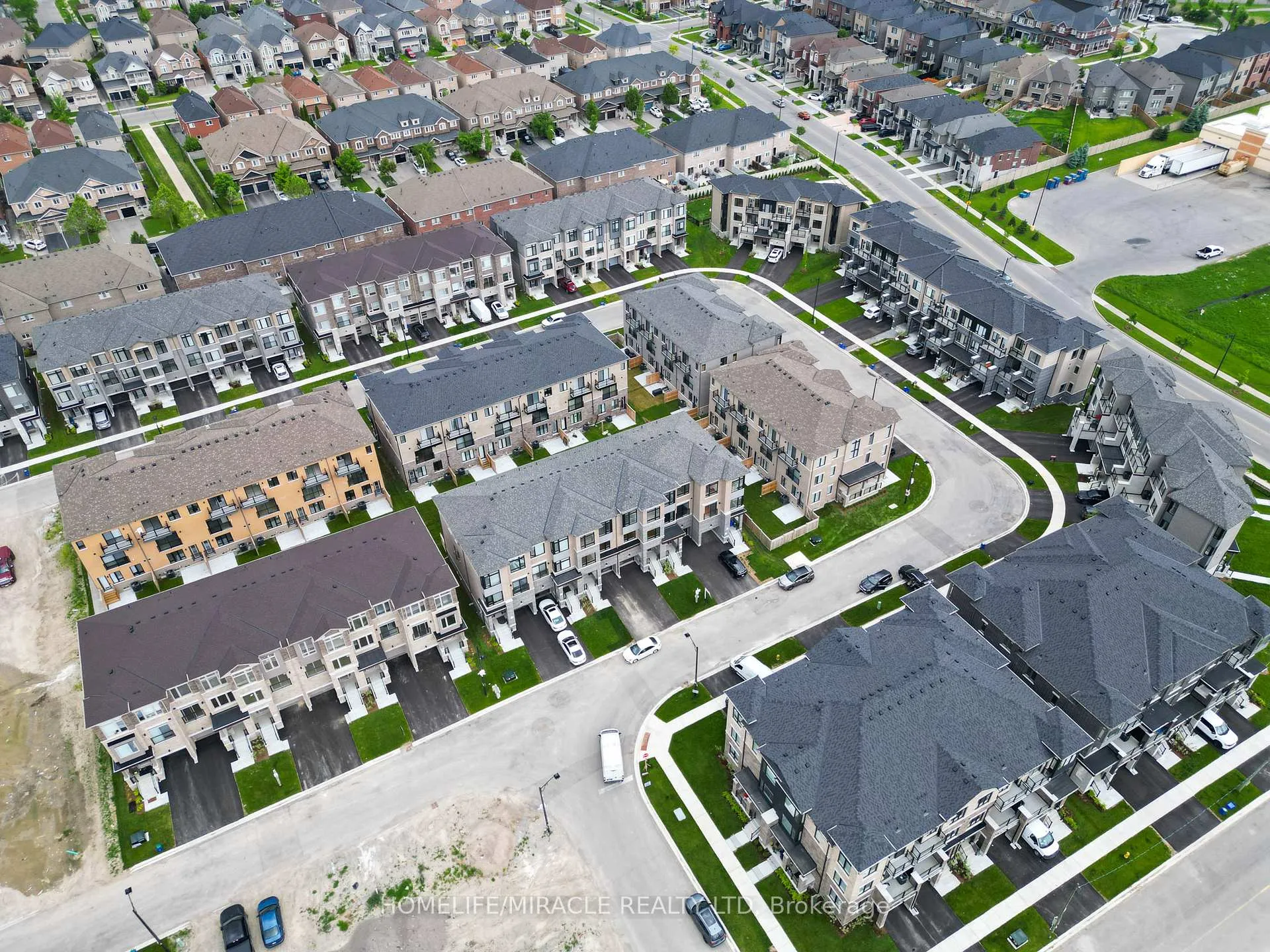 Photo 1 of 68 Tennant Circle, Vaughan, Vellore Village — HOMEH