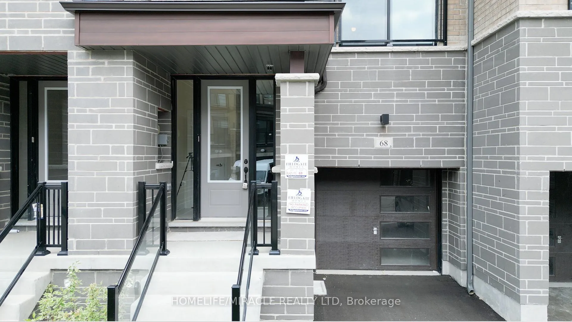 Photo 4 of 68 Tennant Circle, Vaughan, Vellore Village — HOMEH
