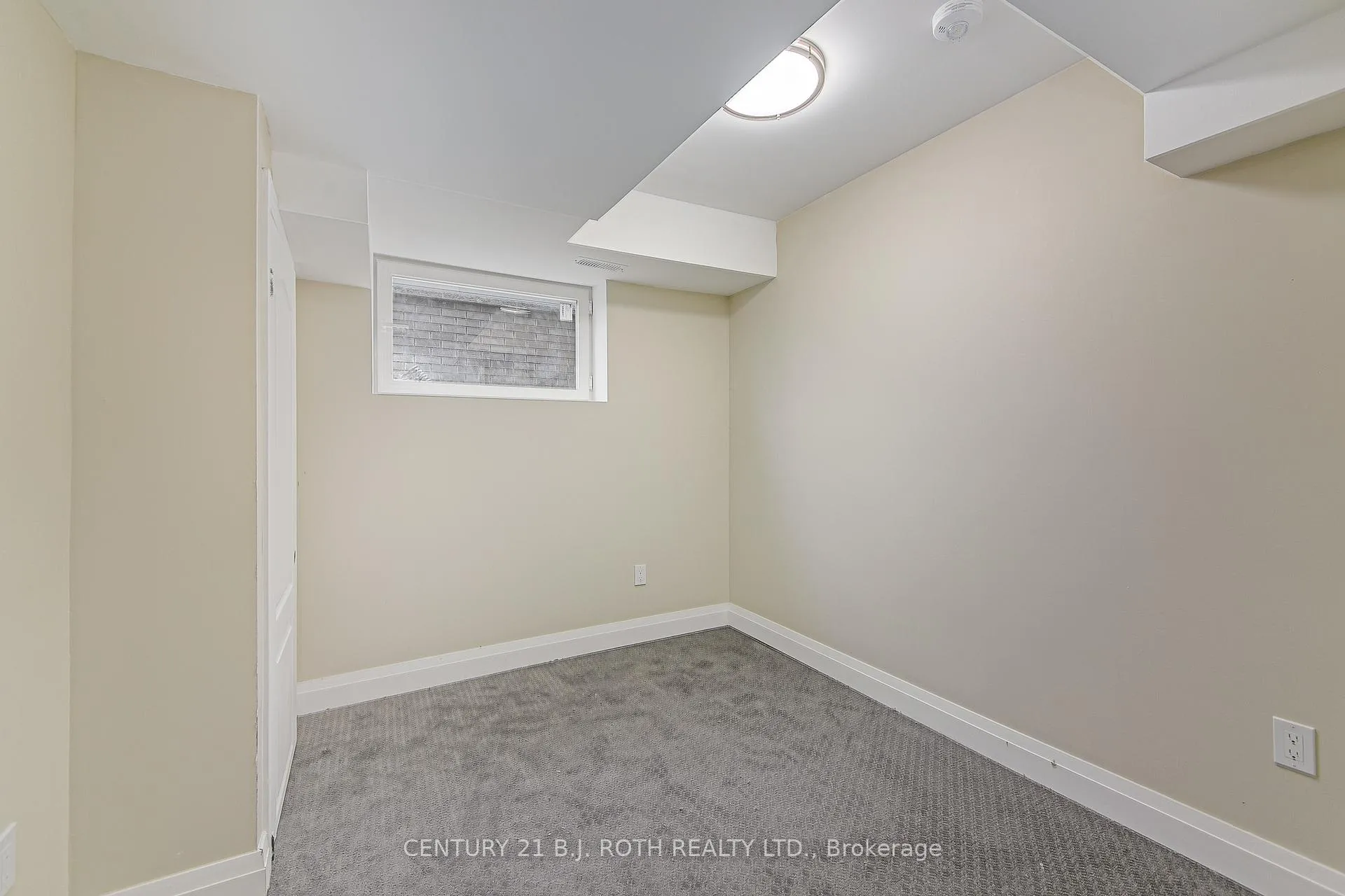 Photo 6 of Unit 1, 98 Peel Street, Barrie, Wellington — HOMEH