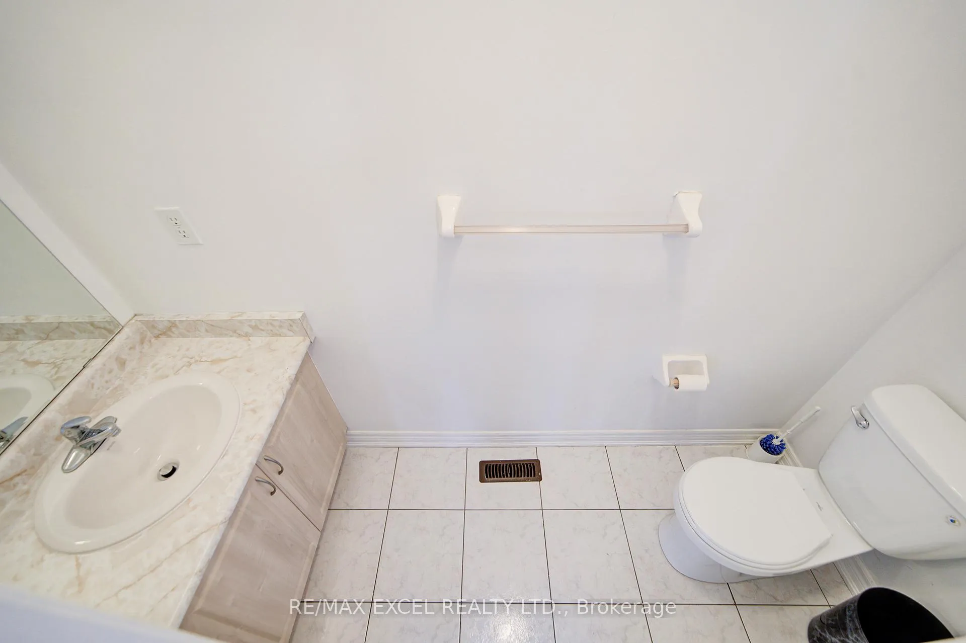 Photo 5 of 13 Kindy Street, Markham, Wismer — HOMEH