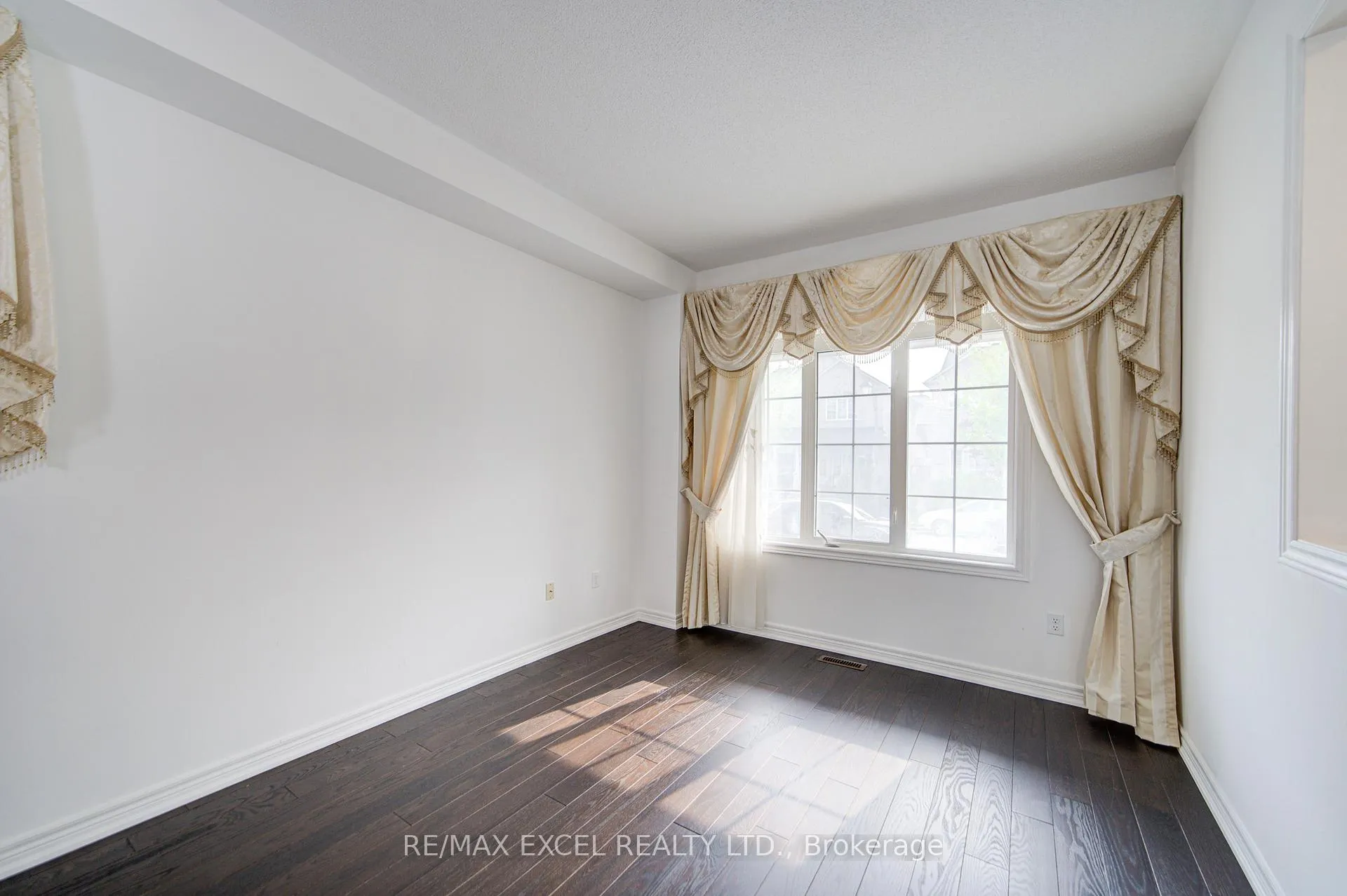 Photo 9 of 13 Kindy Street, Markham, Wismer — HOMEH