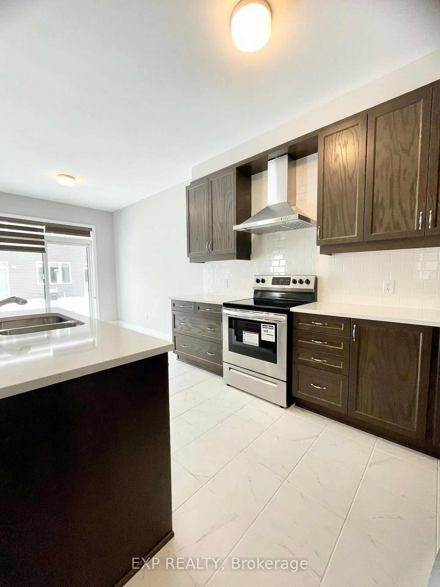 Photo 4 of 634 Allied Mews, Ottawa, Stittsville (North) — HOMEH