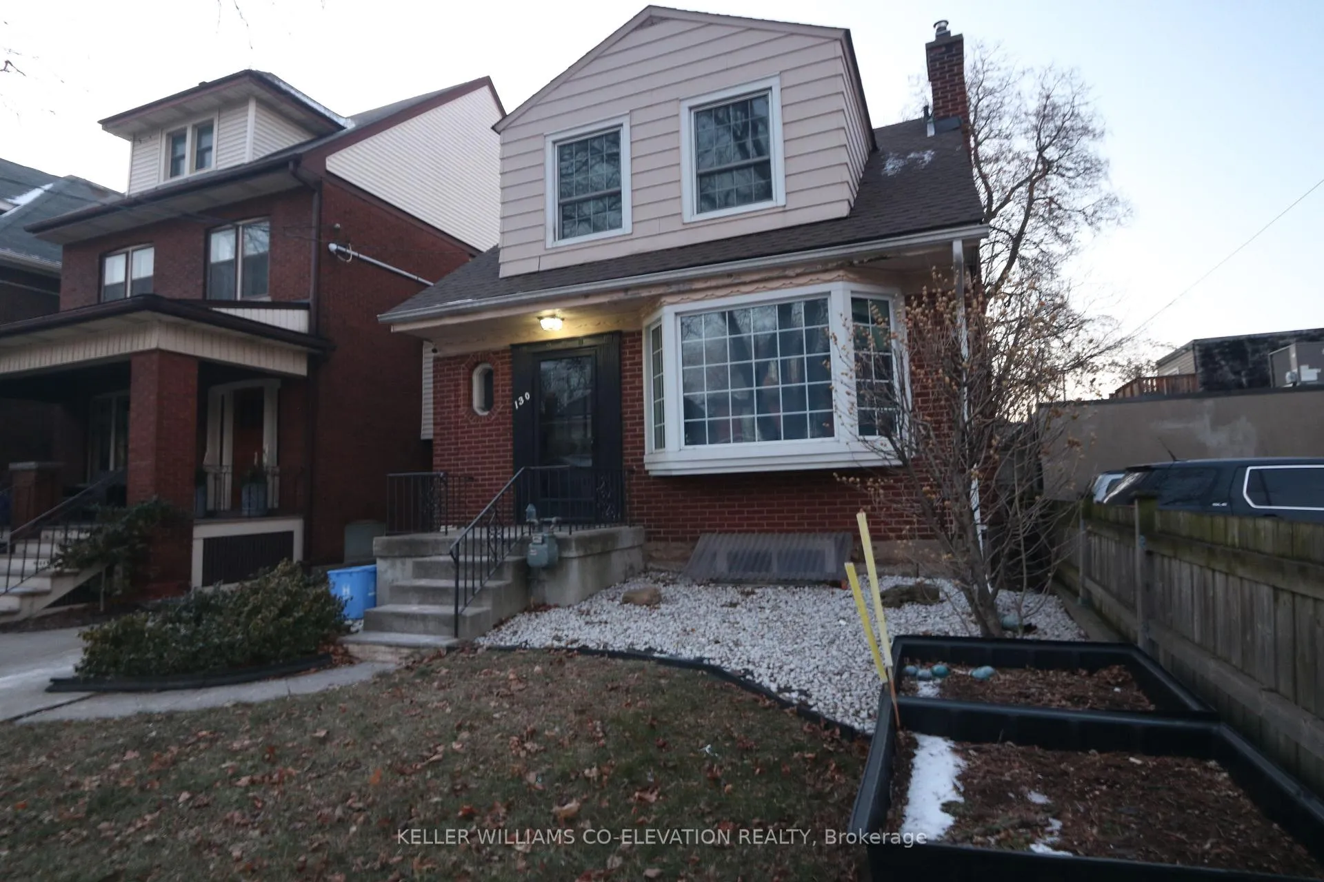 Photo 2 of 130 Sherman Avenue S, Hamilton, Gibson — HOMEH