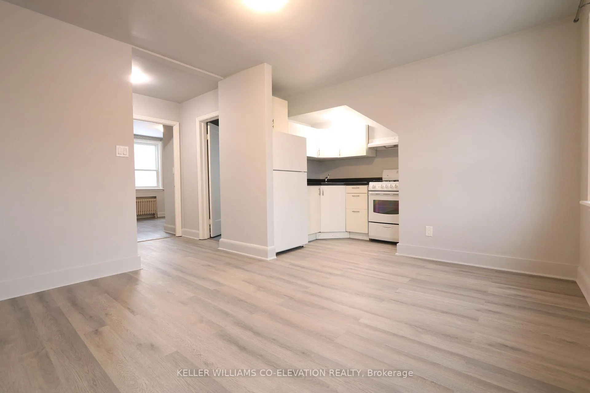 Photo 6 of 130 Sherman Avenue S, Hamilton, Gibson — HOMEH