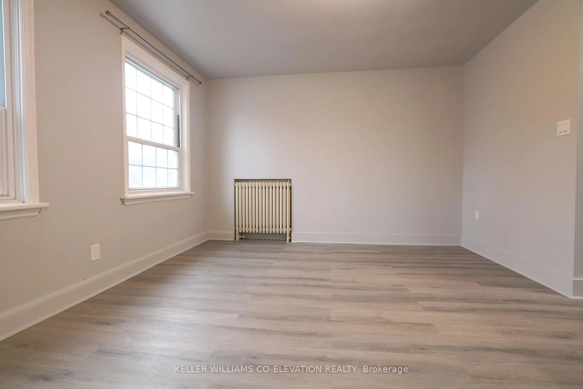 Photo 15 of 130 Sherman Avenue S, Hamilton, Gibson — HOMEH