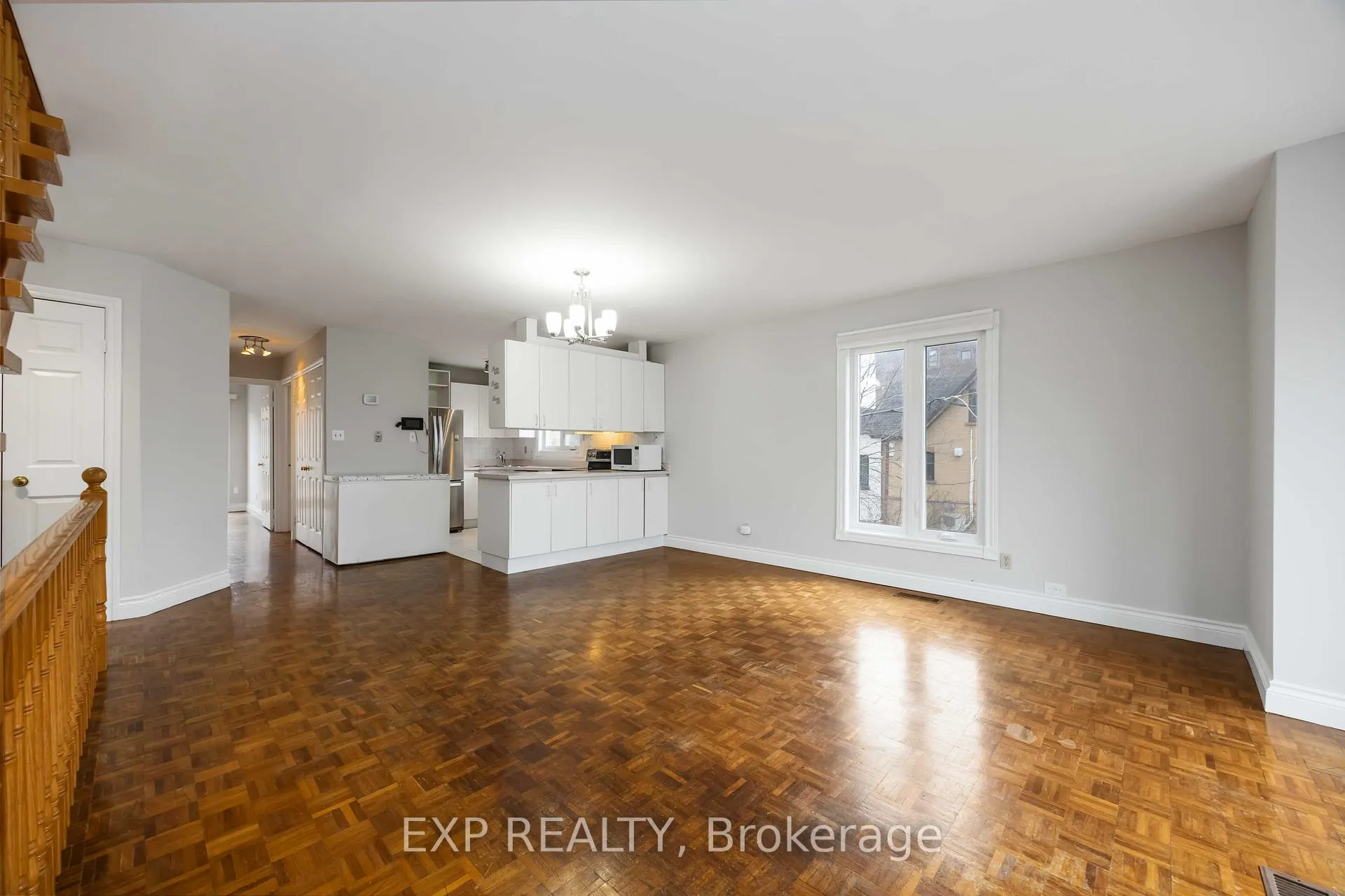 Photo 7 of Unit Upper, 211 Dovercourt Road, Toronto, Trinity-Bellwoods — HOMEH