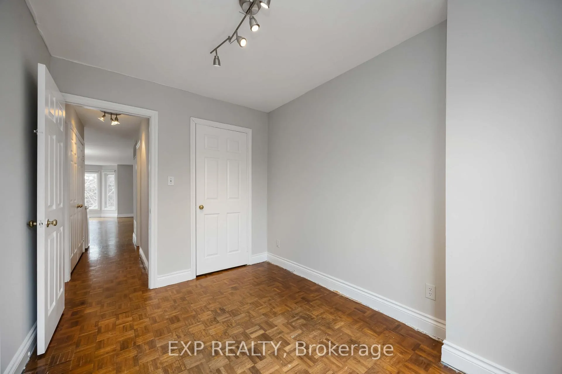Photo 16 of Unit Upper, 211 Dovercourt Road, Toronto, Trinity-Bellwoods — HOMEH